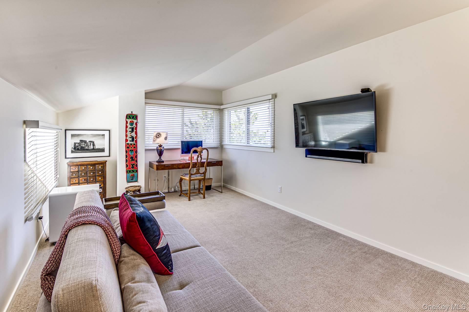 393 Cranberry Hole Road, Amagansett, NY 11930