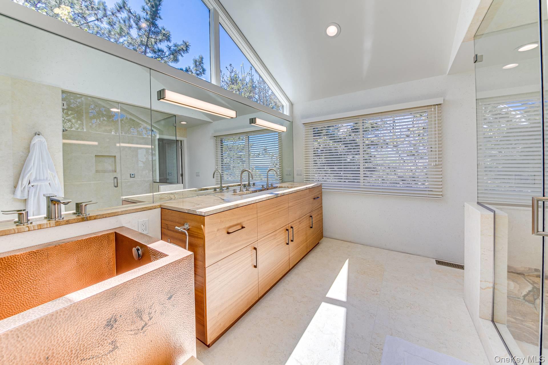 393 Cranberry Hole Road, Amagansett, NY 11930