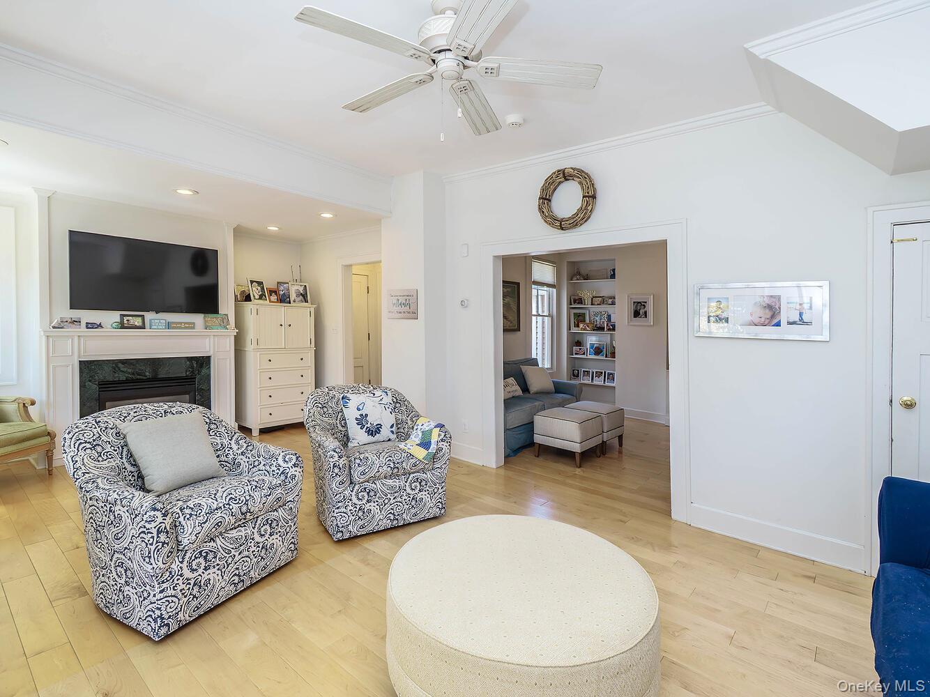 182 14th Avenue, Sea Cliff, NY 11579