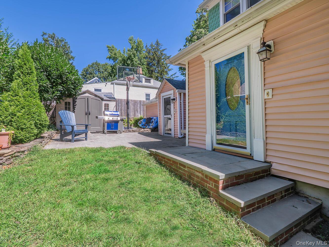 182 14th Avenue, Sea Cliff, NY 11579