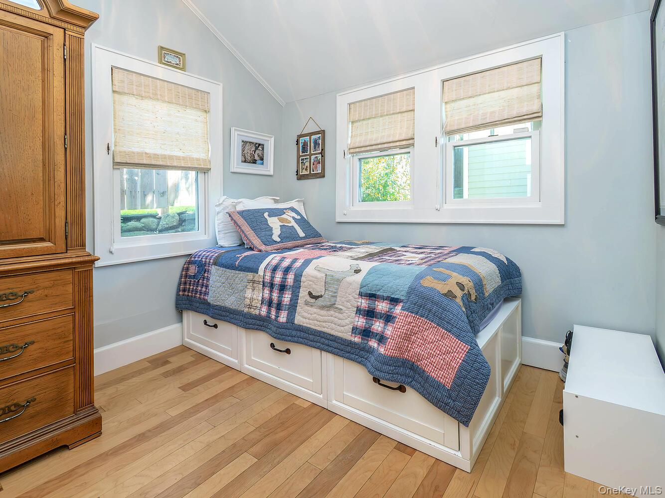 182 14th Avenue, Sea Cliff, NY 11579