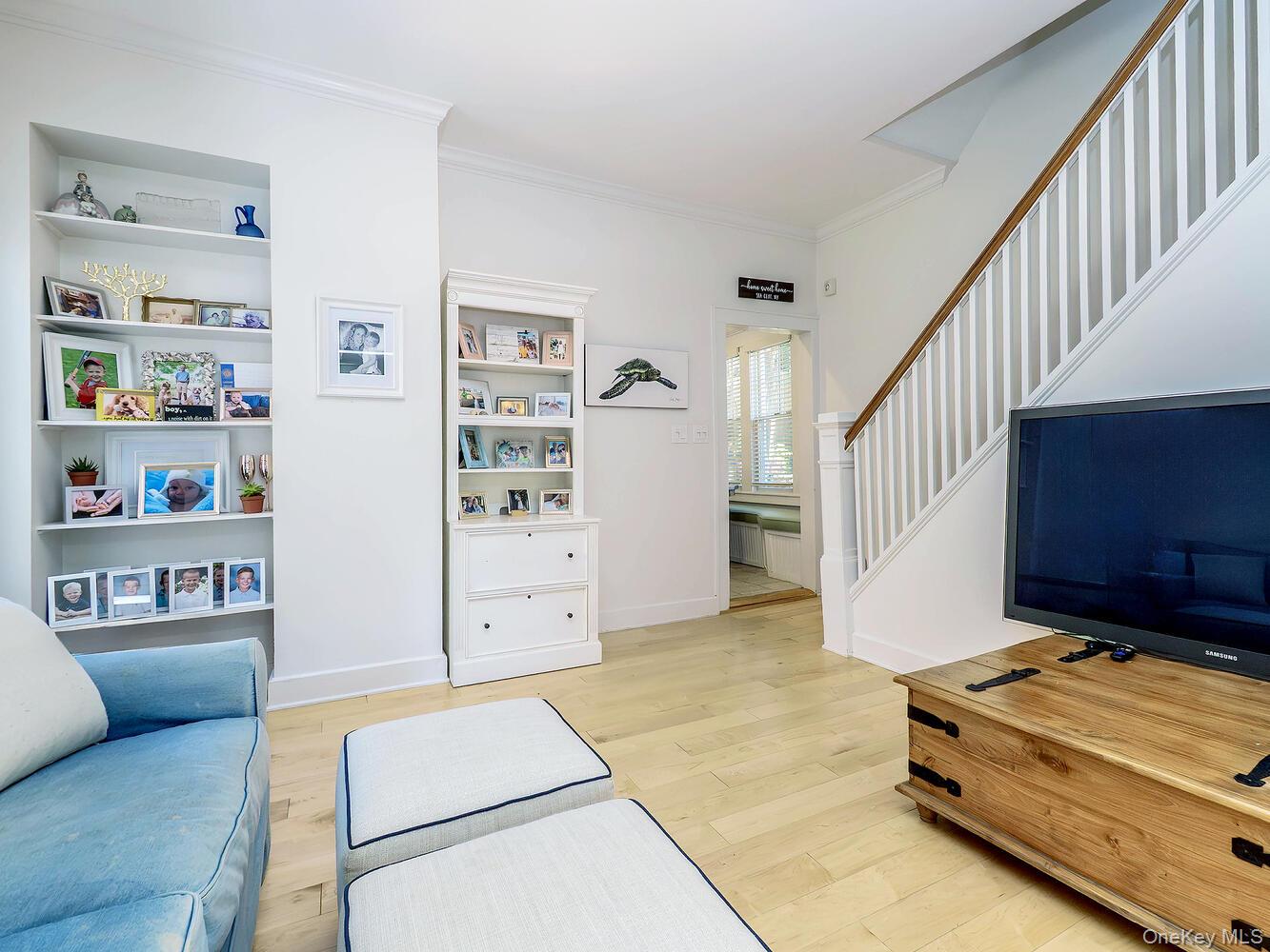 182 14th Avenue, Sea Cliff, NY 11579