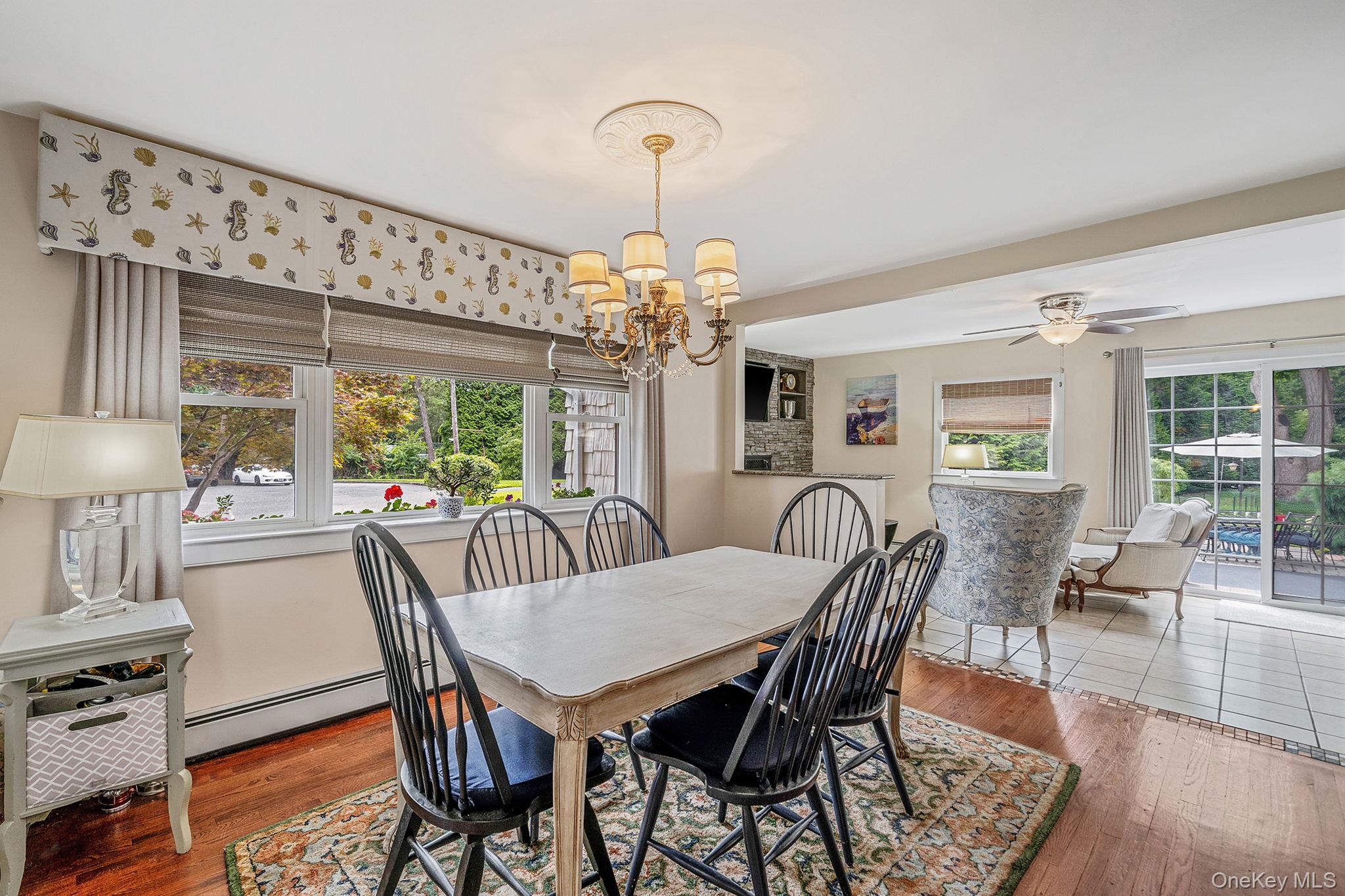 19 Edmarc Court, Oakdale, NY 11769