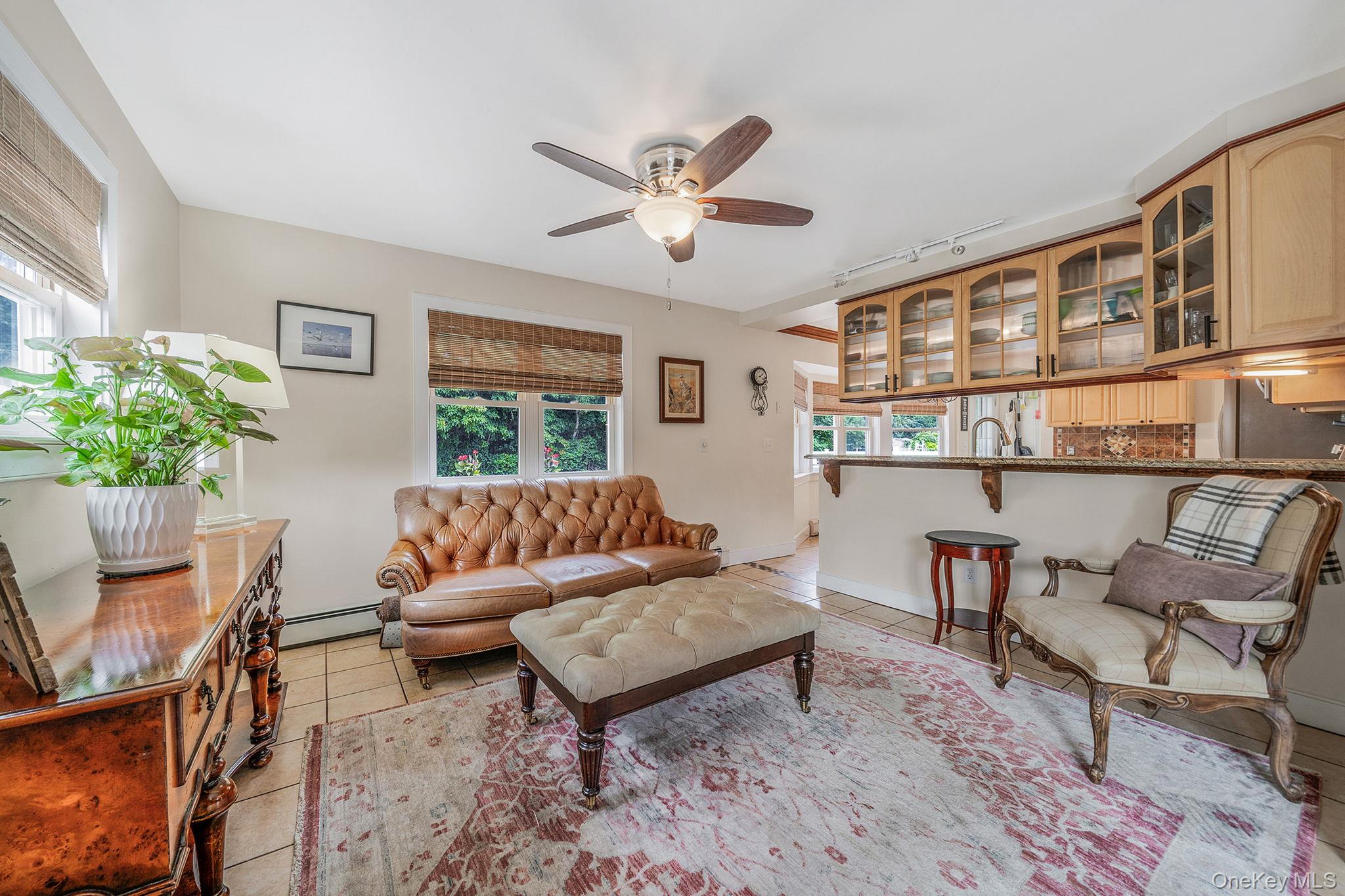 19 Edmarc Court, Oakdale, NY 11769