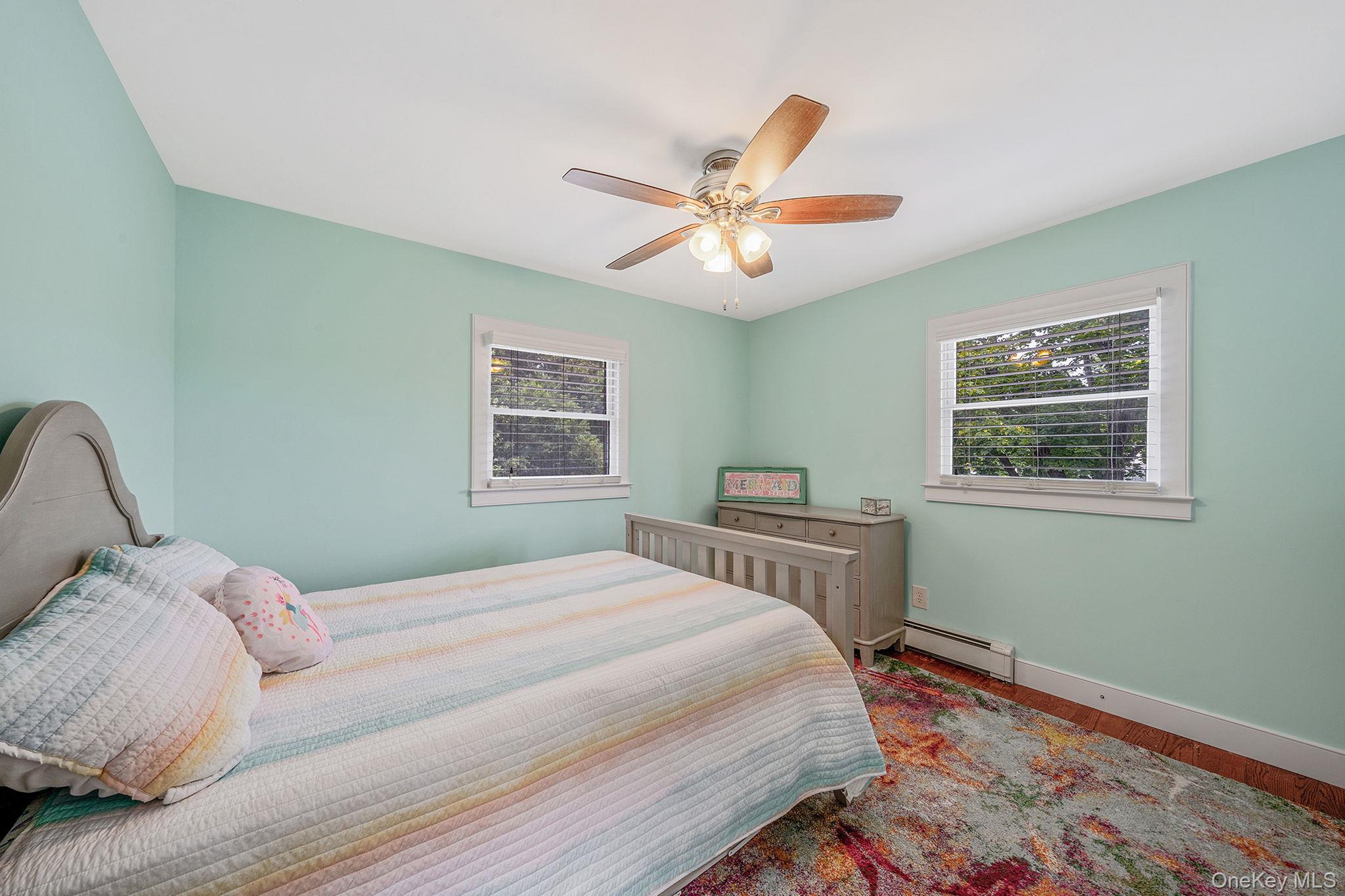 19 Edmarc Court, Oakdale, NY 11769