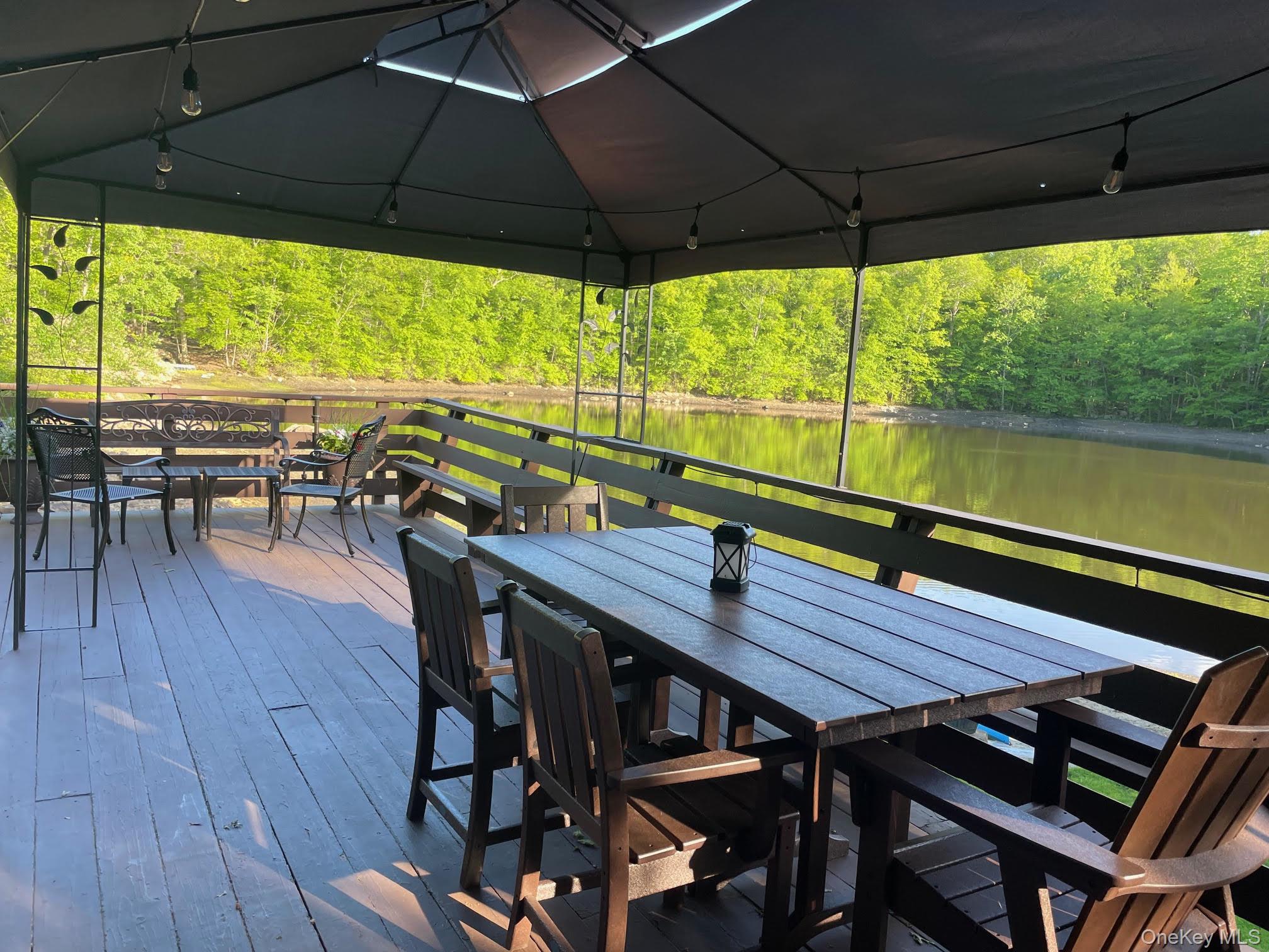 4 Sunset Road, Sloatsburg, NY 10974