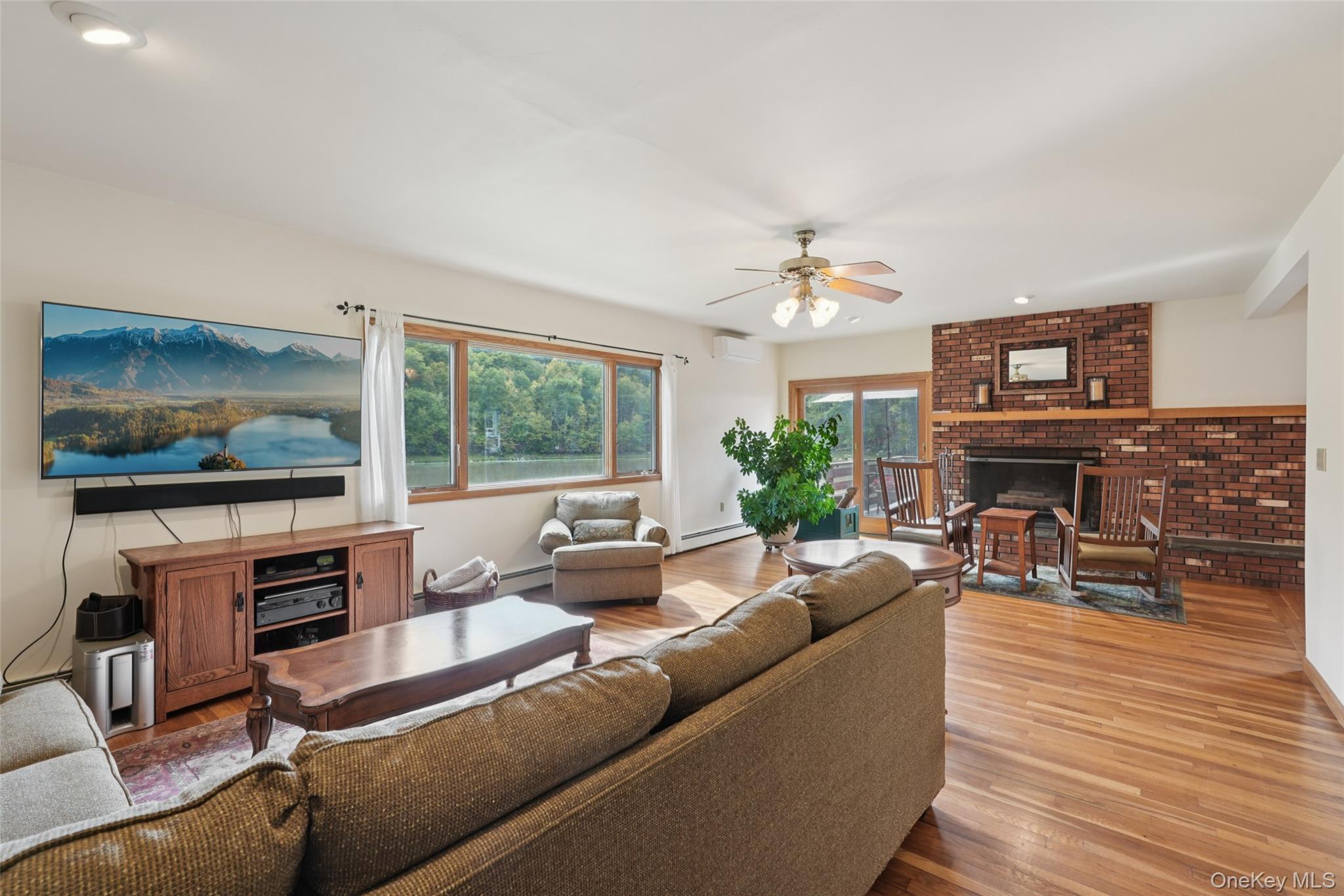 4 Sunset Road, Sloatsburg, NY 10974