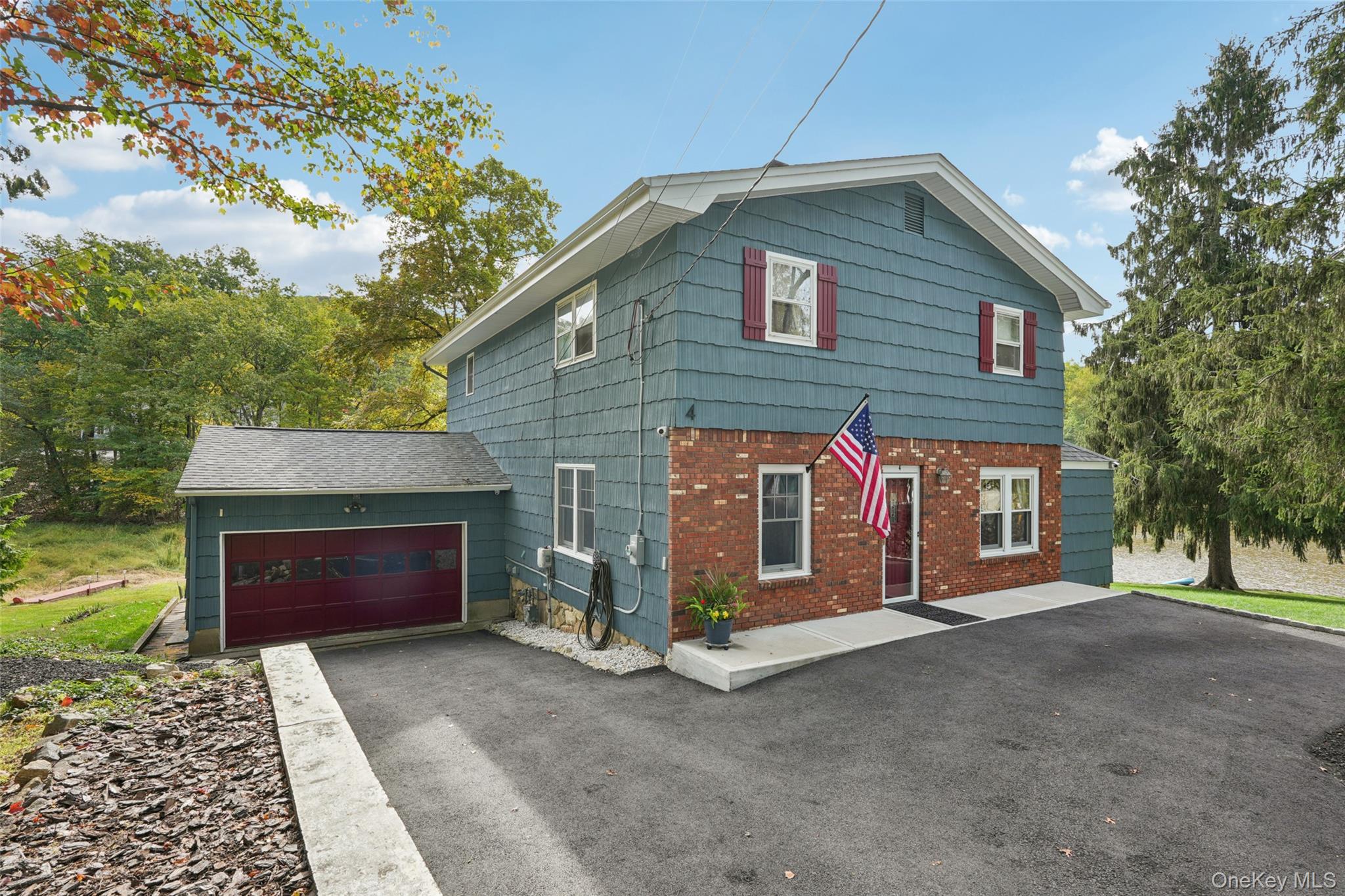 4 Sunset Road, Sloatsburg, NY 10974