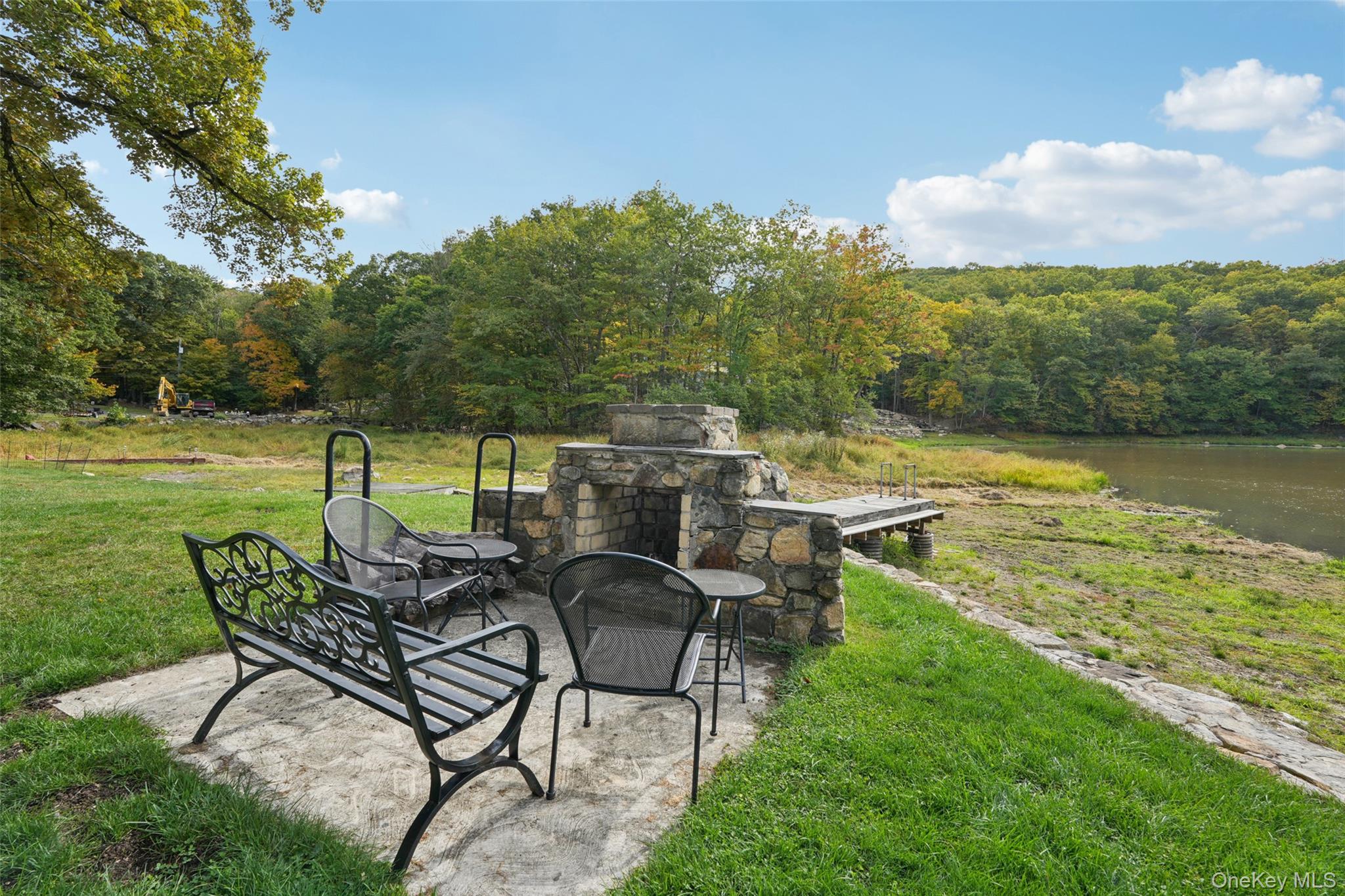 4 Sunset Road, Sloatsburg, NY 10974