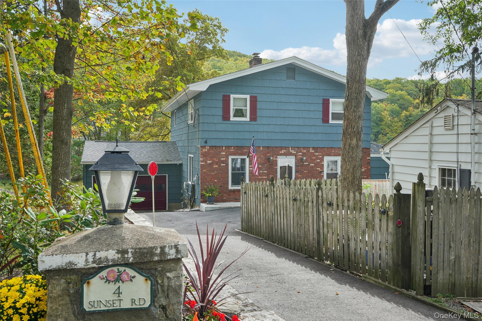 4 Sunset Road, Sloatsburg, NY 10974