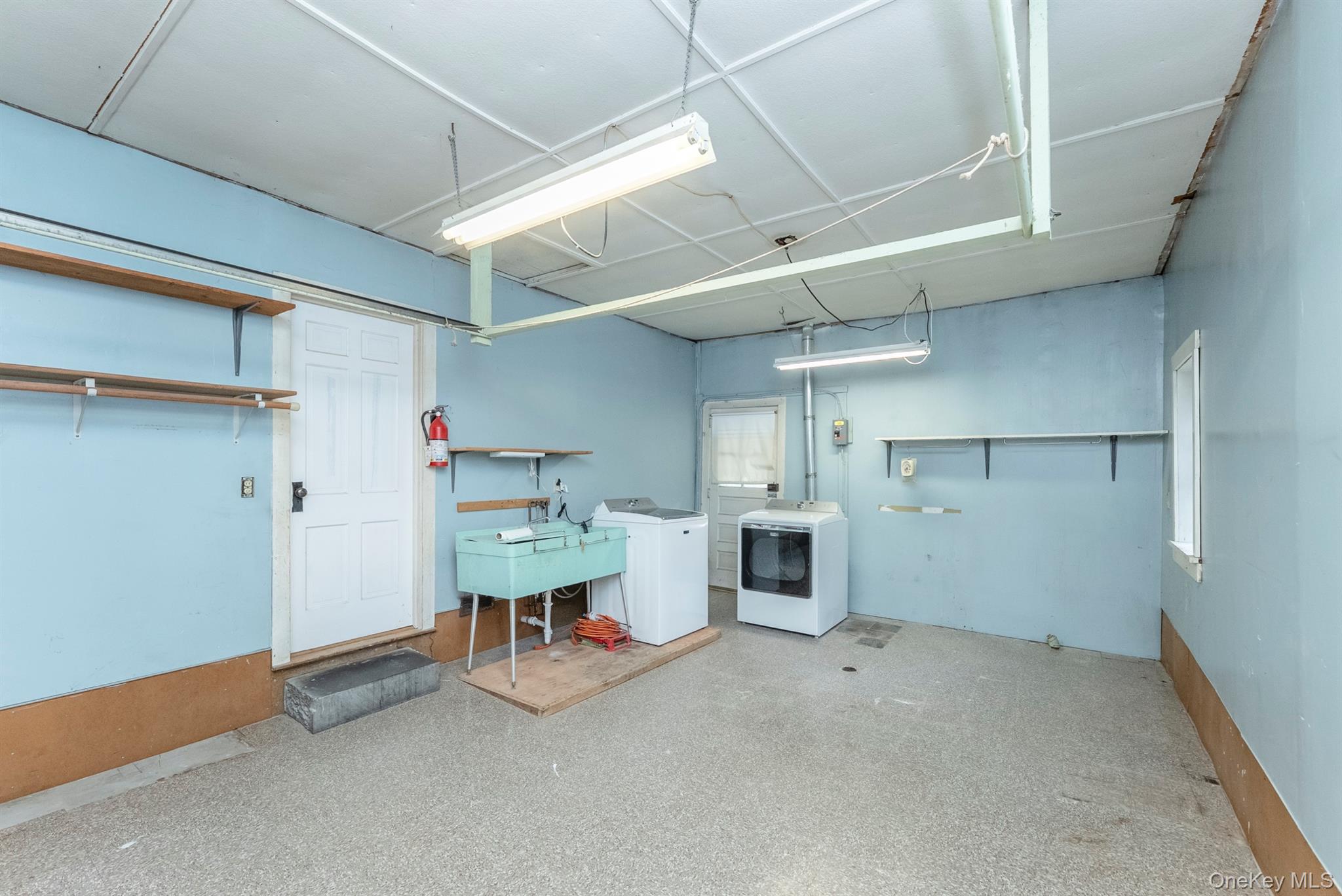 12 Zandhoek Road, Hurley, NY 12443