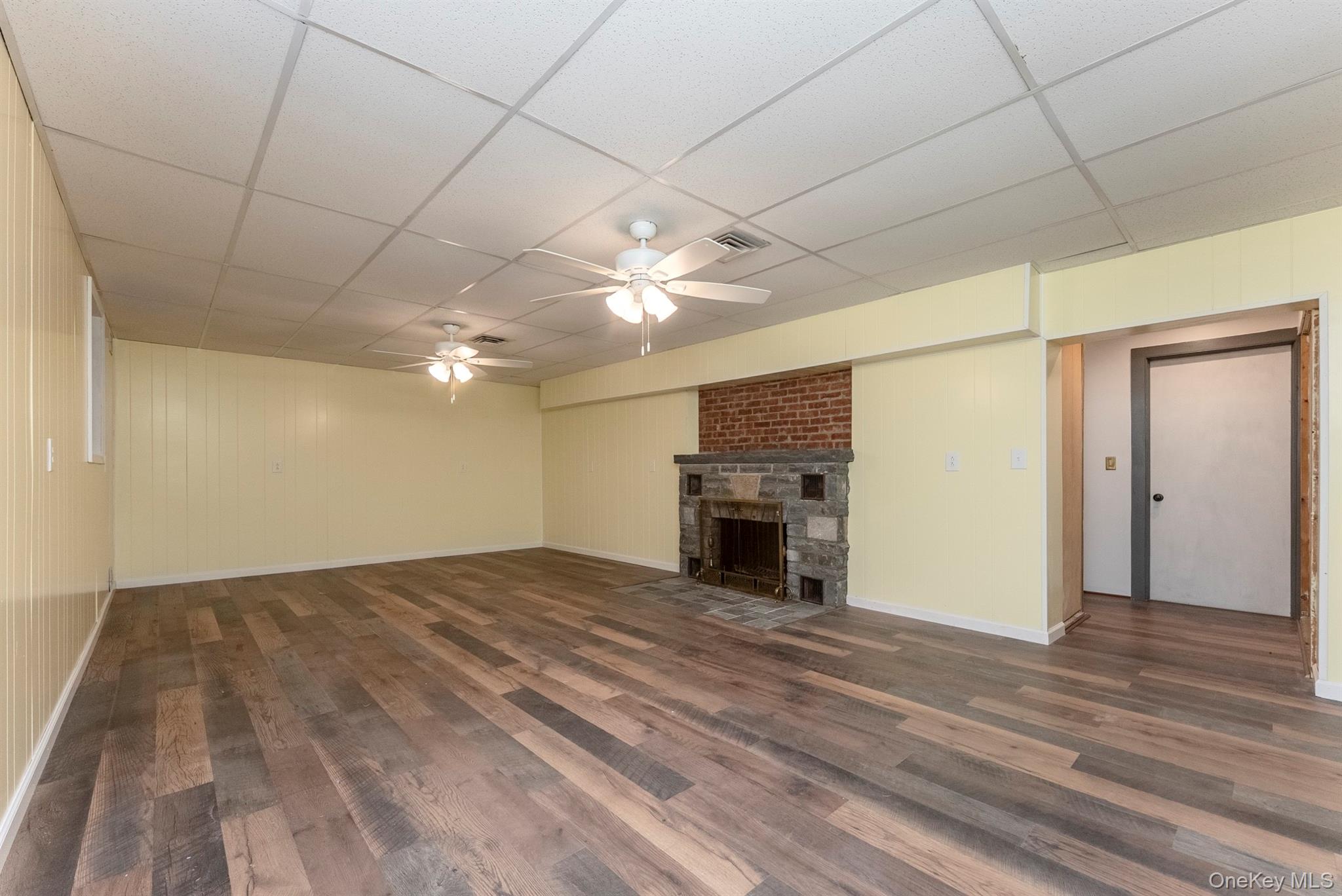 12 Zandhoek Road, Hurley, NY 12443