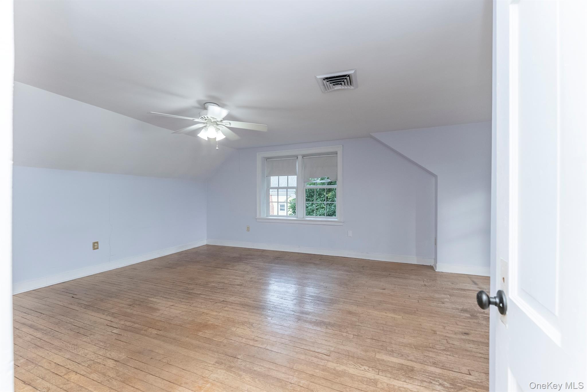 12 Zandhoek Road, Hurley, NY 12443