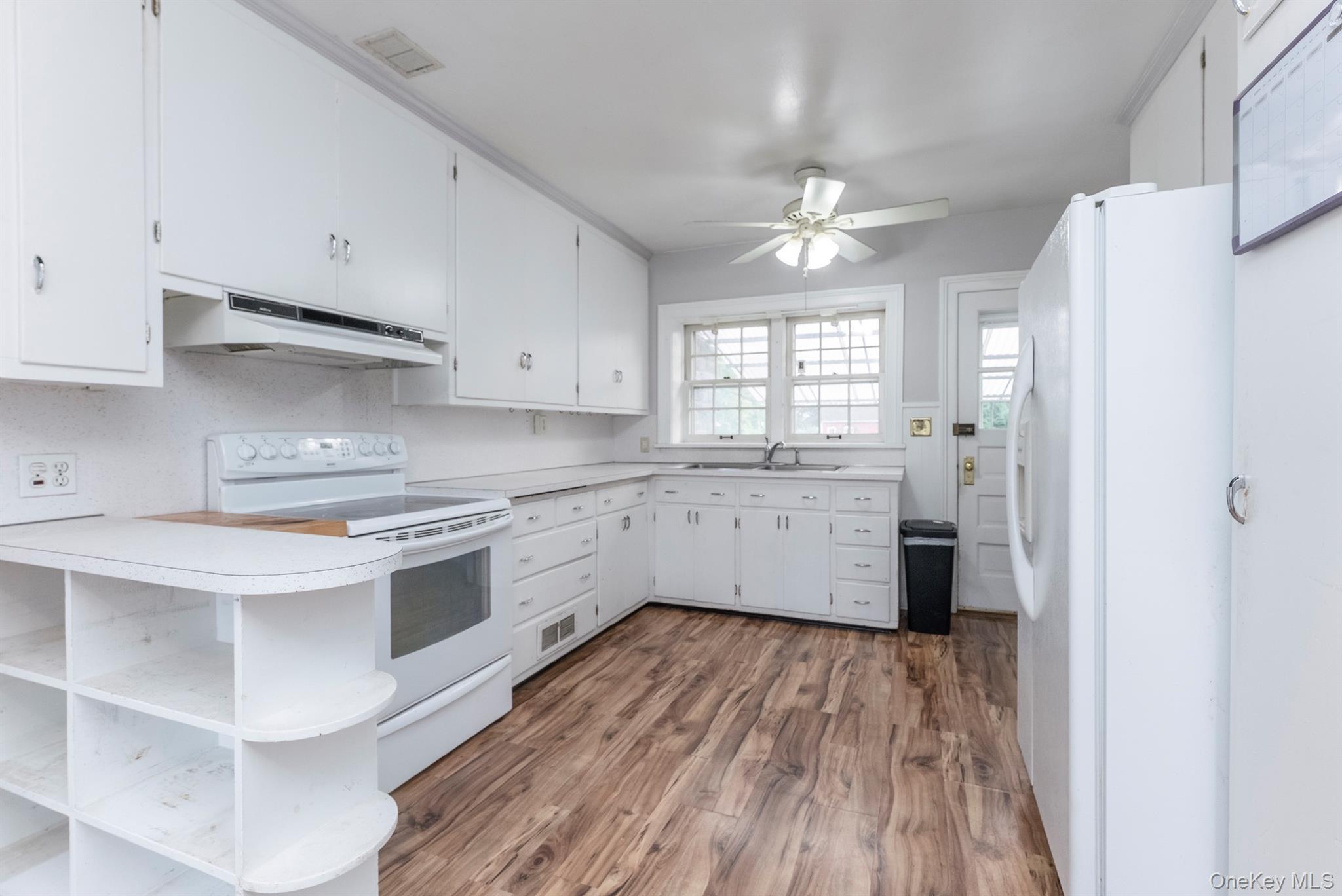 12 Zandhoek Road, Hurley, NY 12443