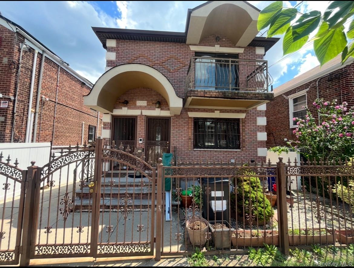 2036 Pitman Avenue, Bronx, NY 10466