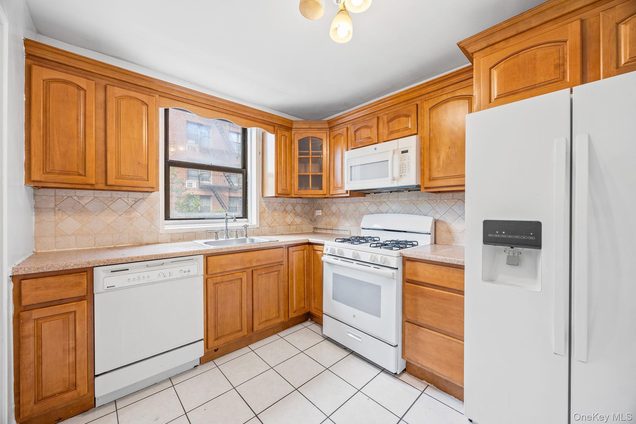 1165 E 54th # 4R, Brooklyn, NY 11234