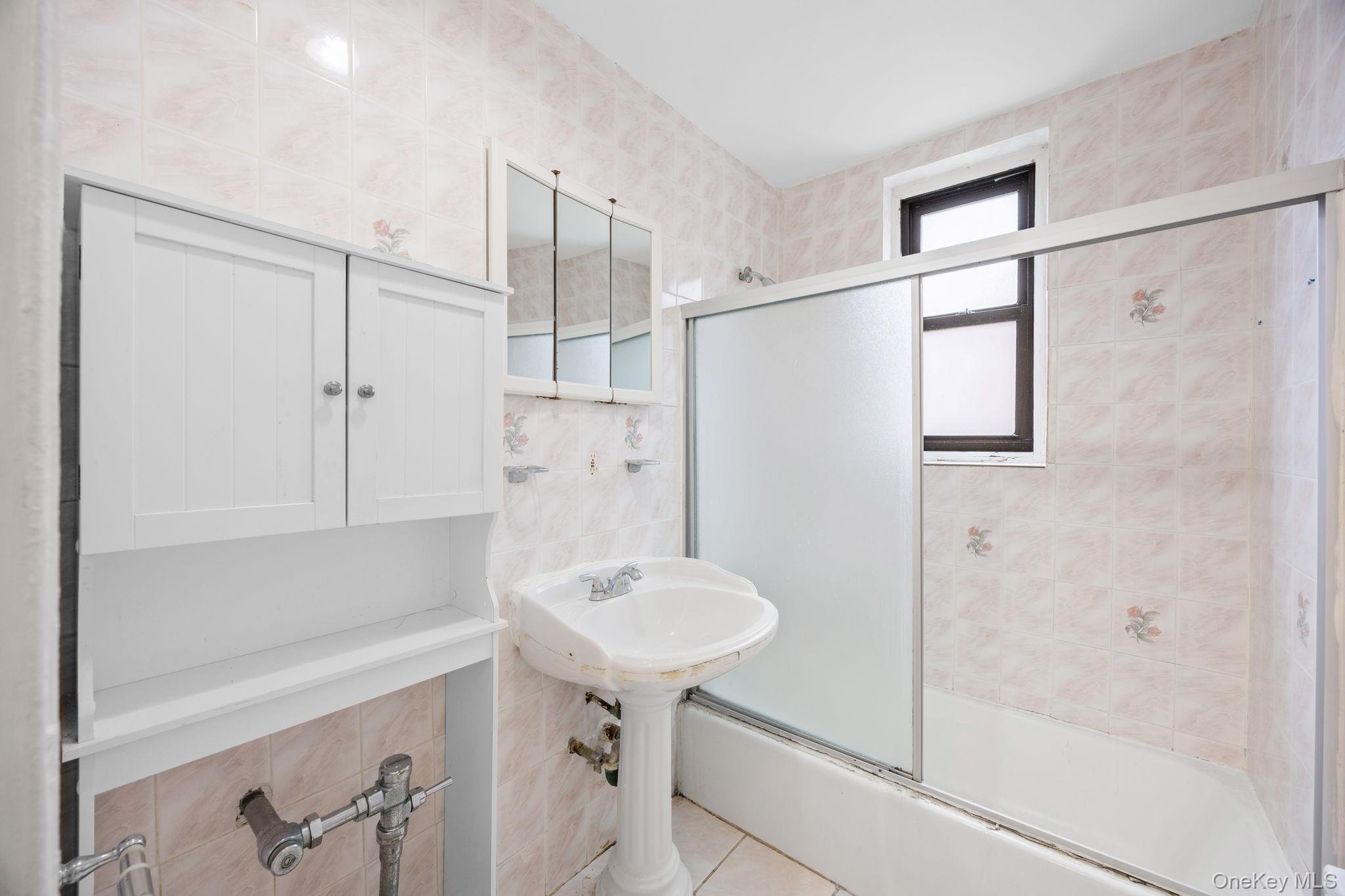 1165 E 54th # 4R, Brooklyn, NY 11234