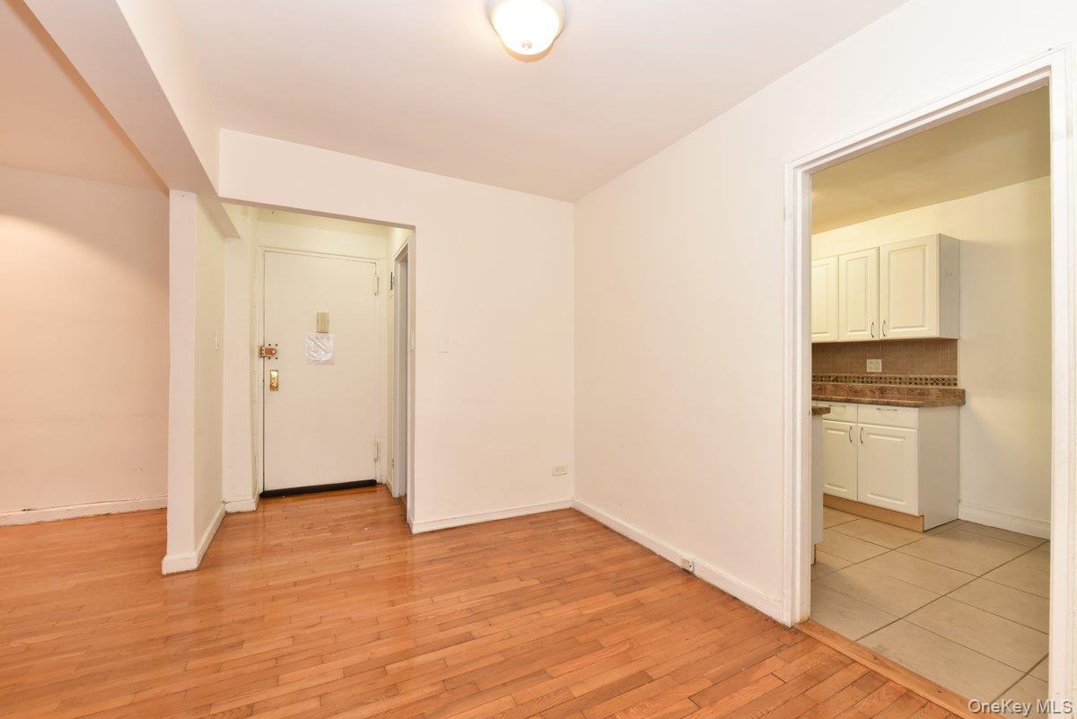 84-01 Main Street # 221, Briarwood, NY 11435