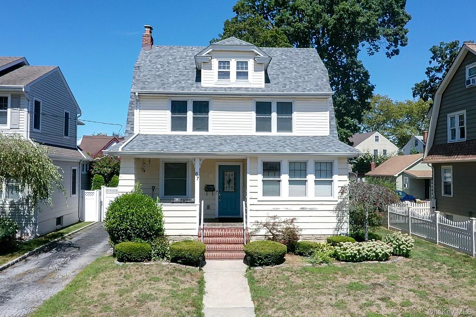 67 Burtis Street, Lynbrook, NY 11563