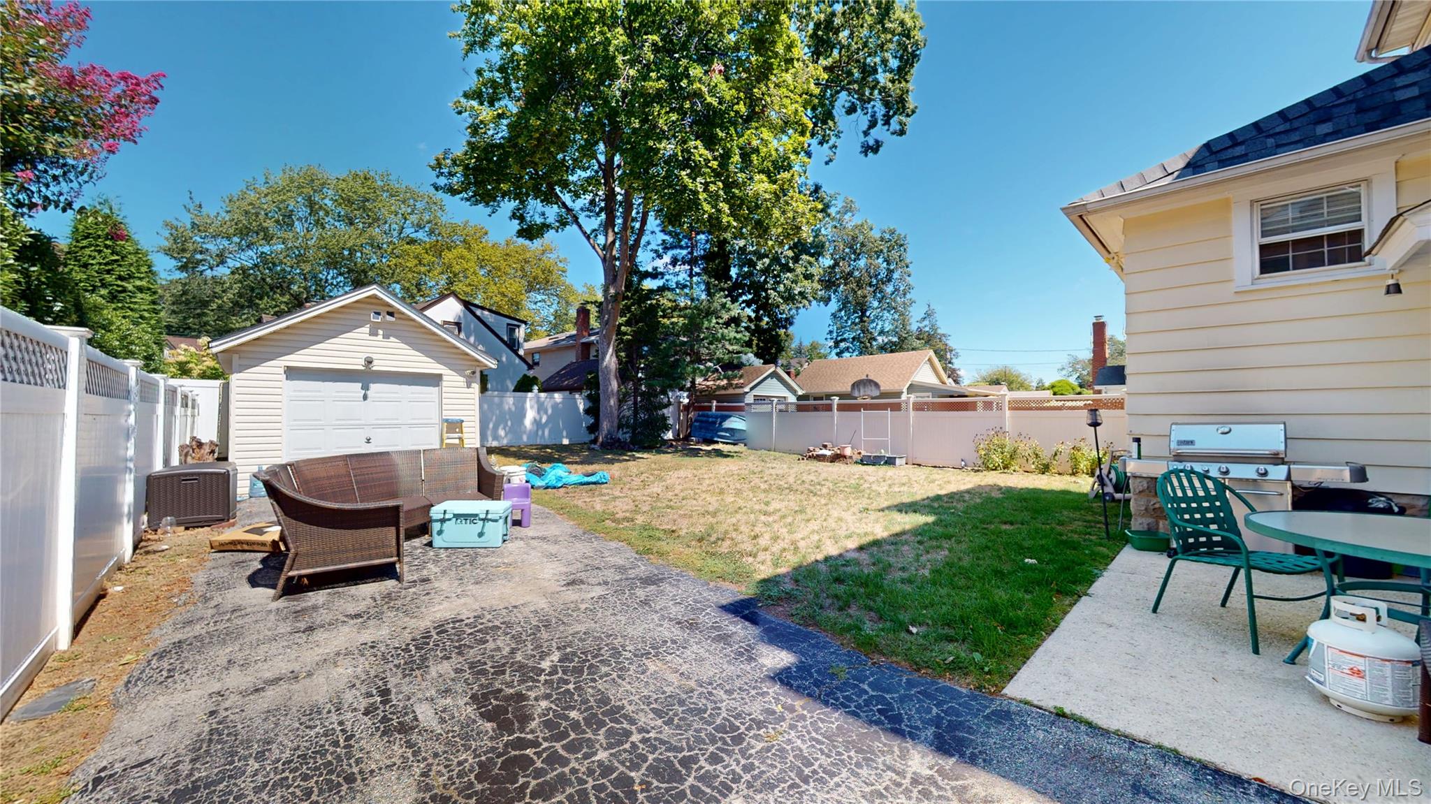 67 Burtis Street, Lynbrook, NY 11563