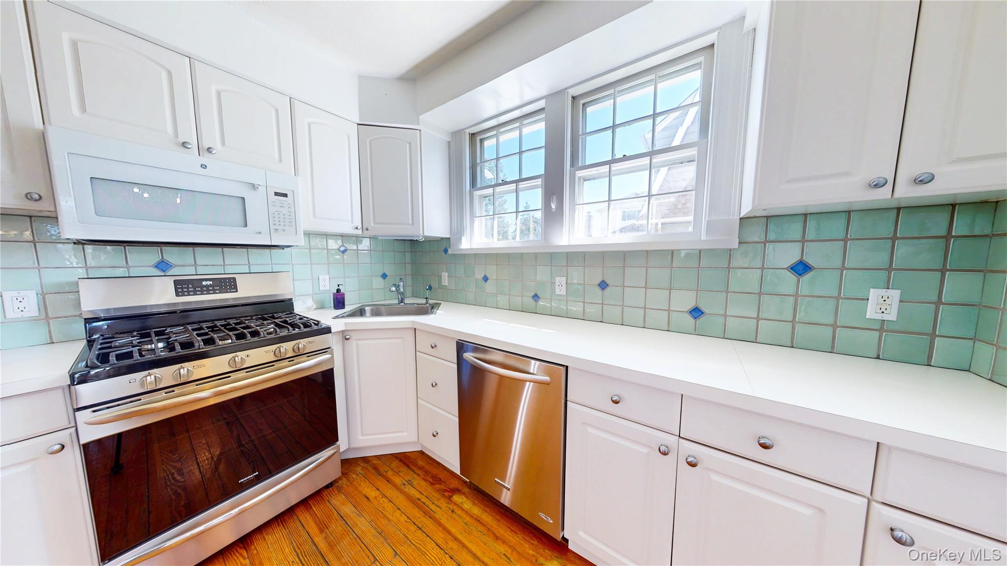 67 Burtis Street, Lynbrook, NY 11563