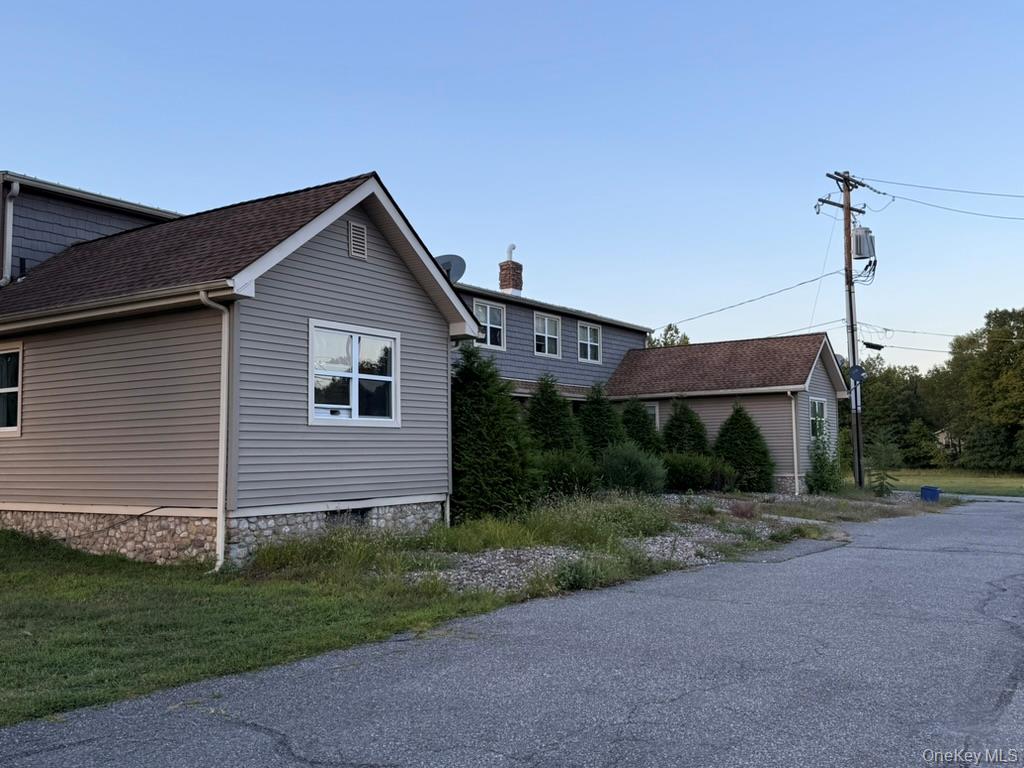 881 Burlingham Road # 1, Pine Bush, NY 12566