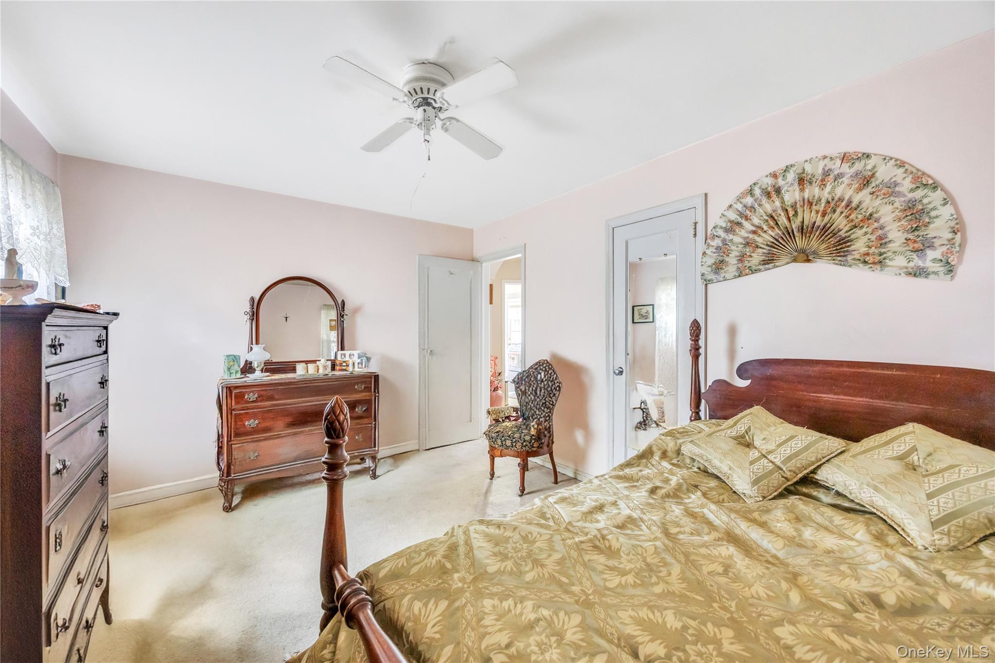 252 Lexington Avenue, West Hempstead, NY 11552