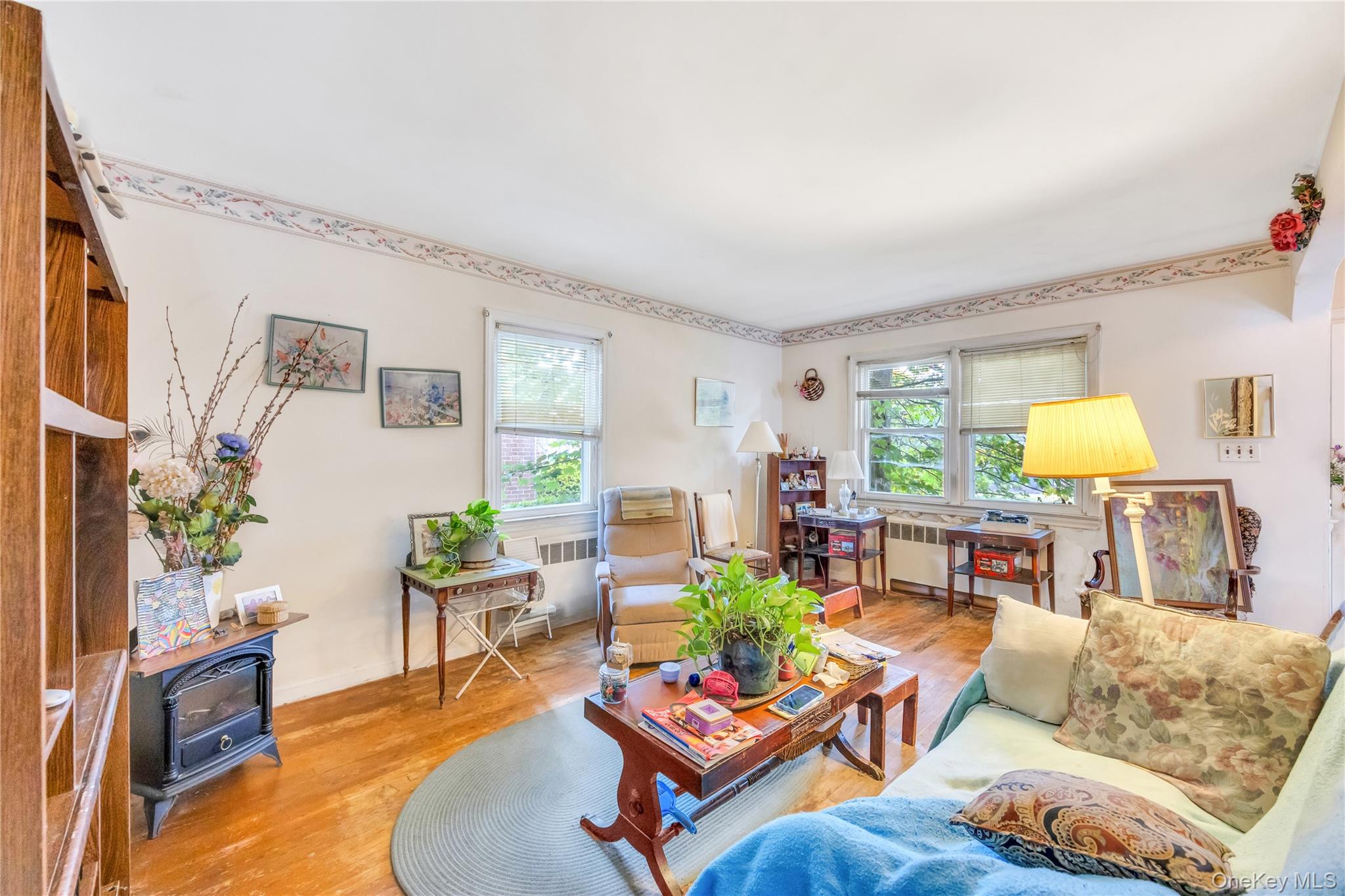 252 Lexington Avenue, West Hempstead, NY 11552