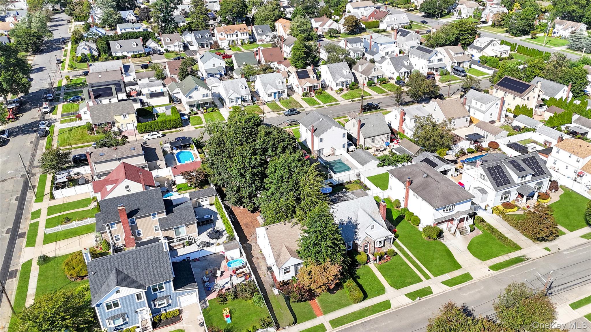 252 Lexington Avenue, West Hempstead, NY 11552