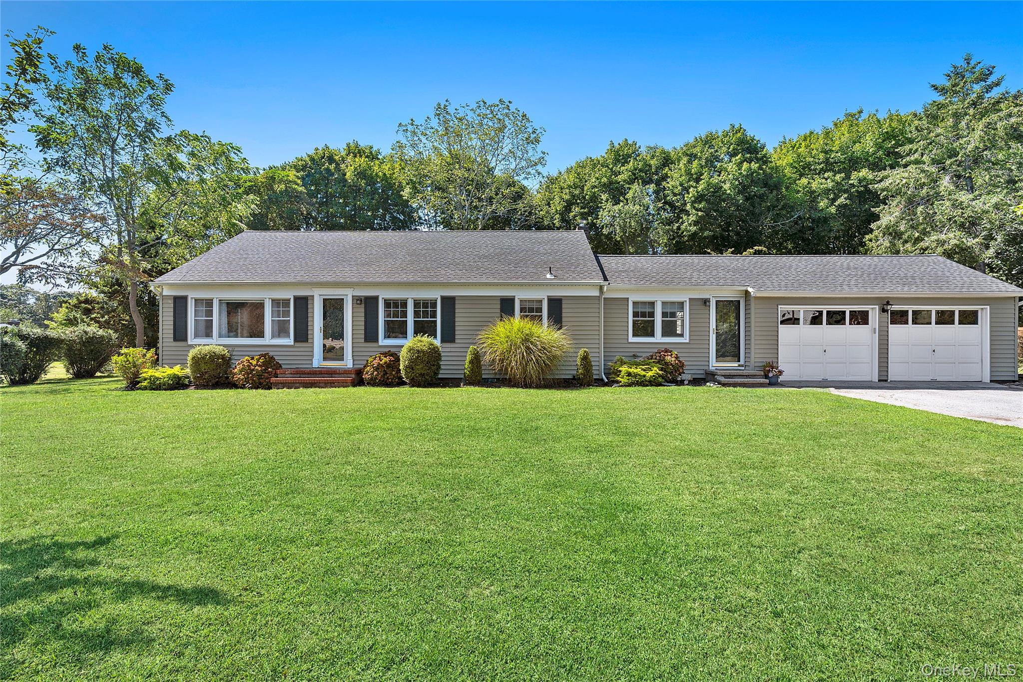 600 Parkway, Southold, NY 11971