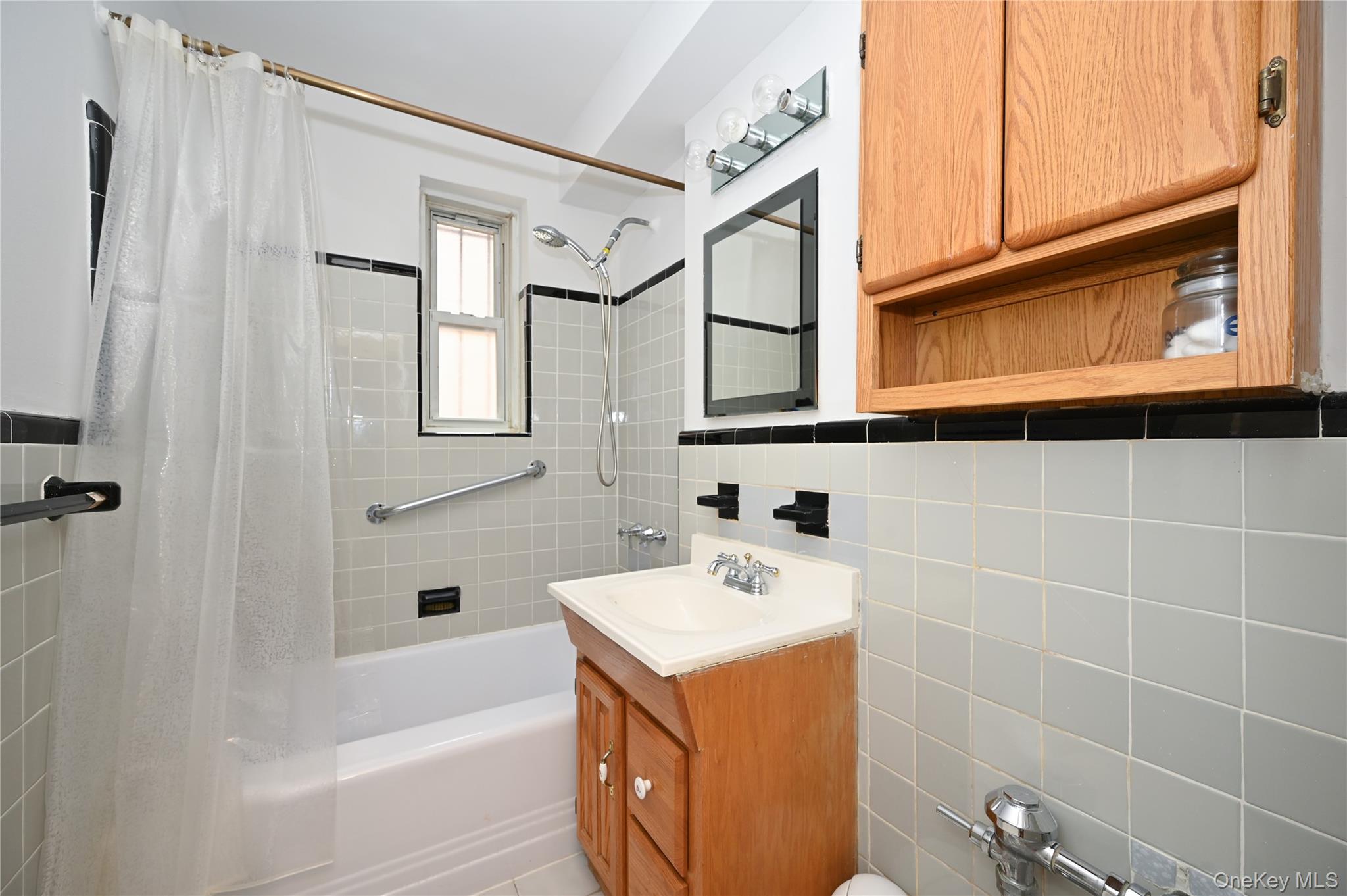 39-45 51 Street # 1D, Woodside, NY 11377