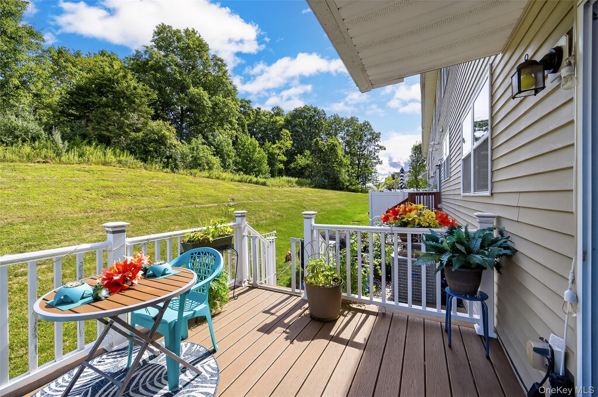 1802 Hawthorn Way, New Windsor, NY 12553