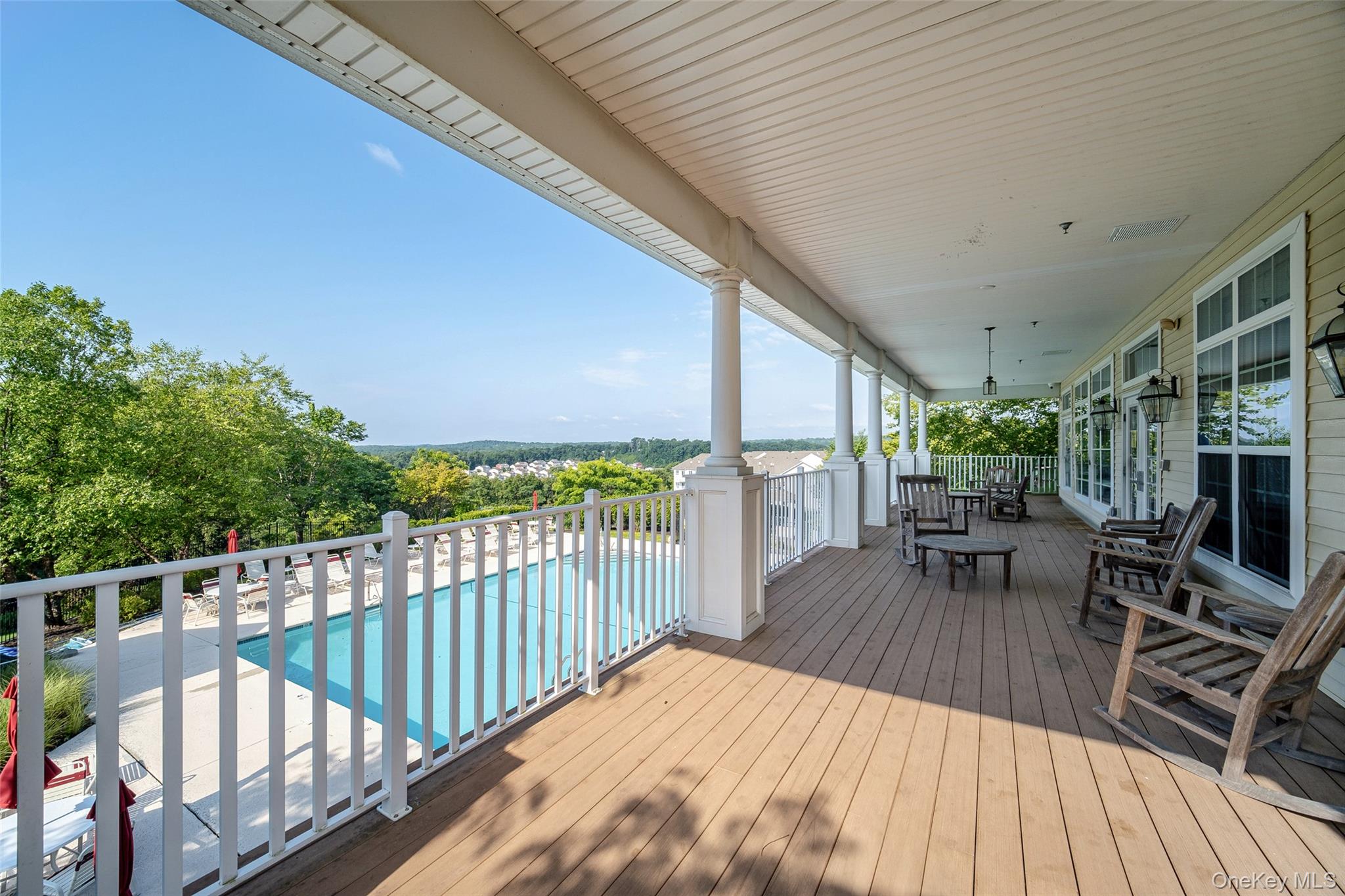 1802 Hawthorn Way, New Windsor, NY 12553