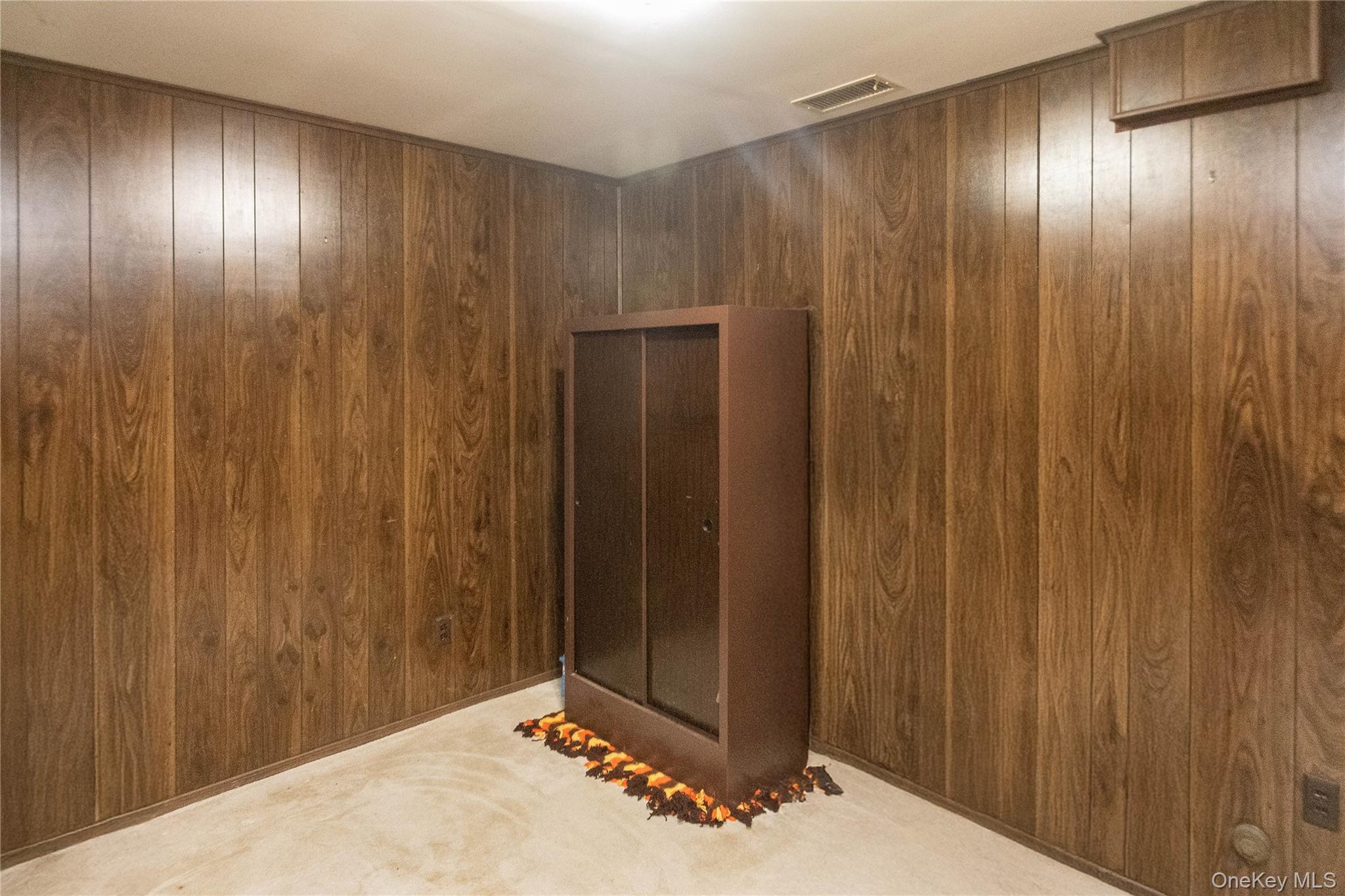 258 Village Court, Kingston, NY 12401