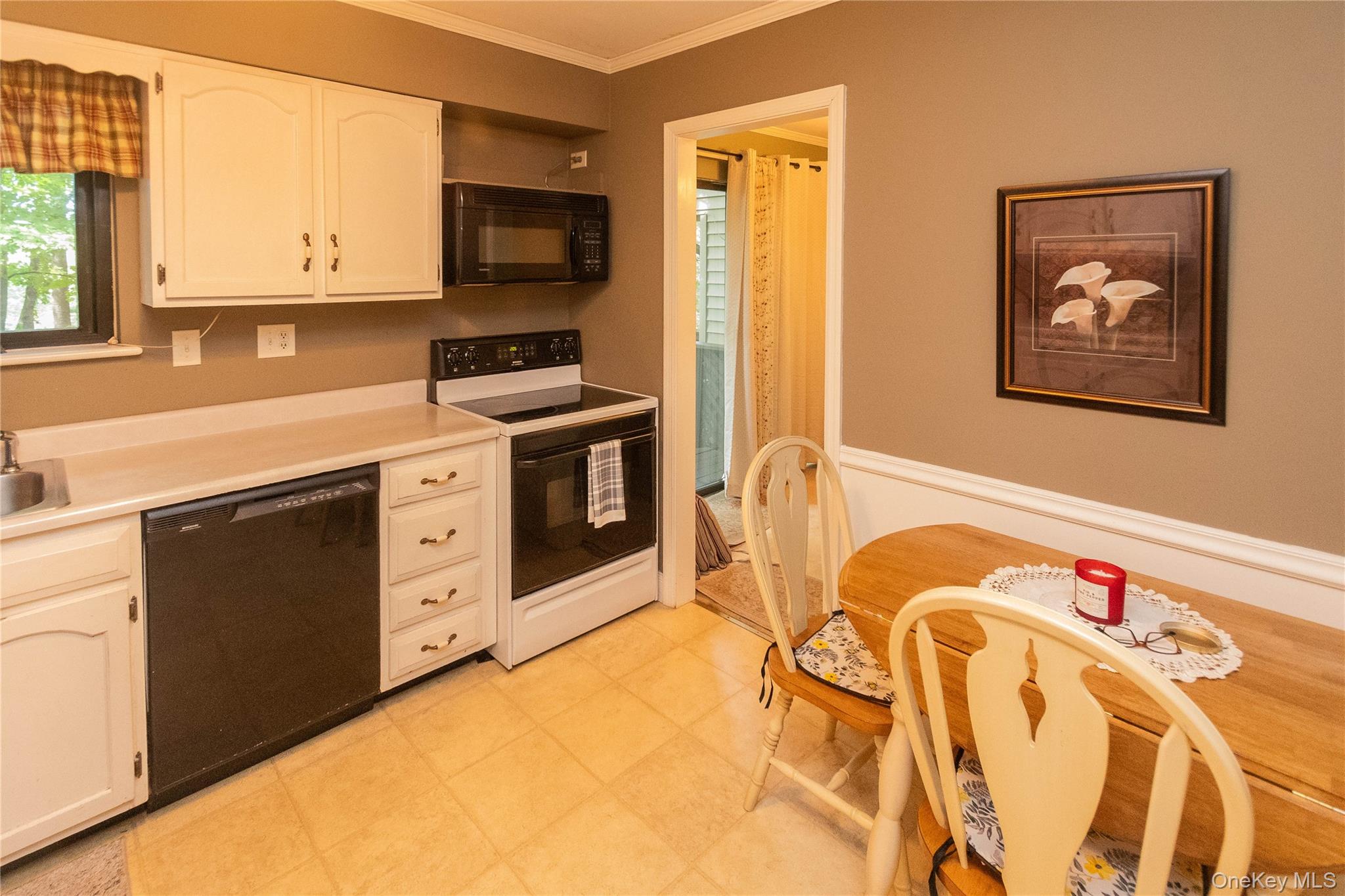 258 Village Court, Kingston, NY 12401