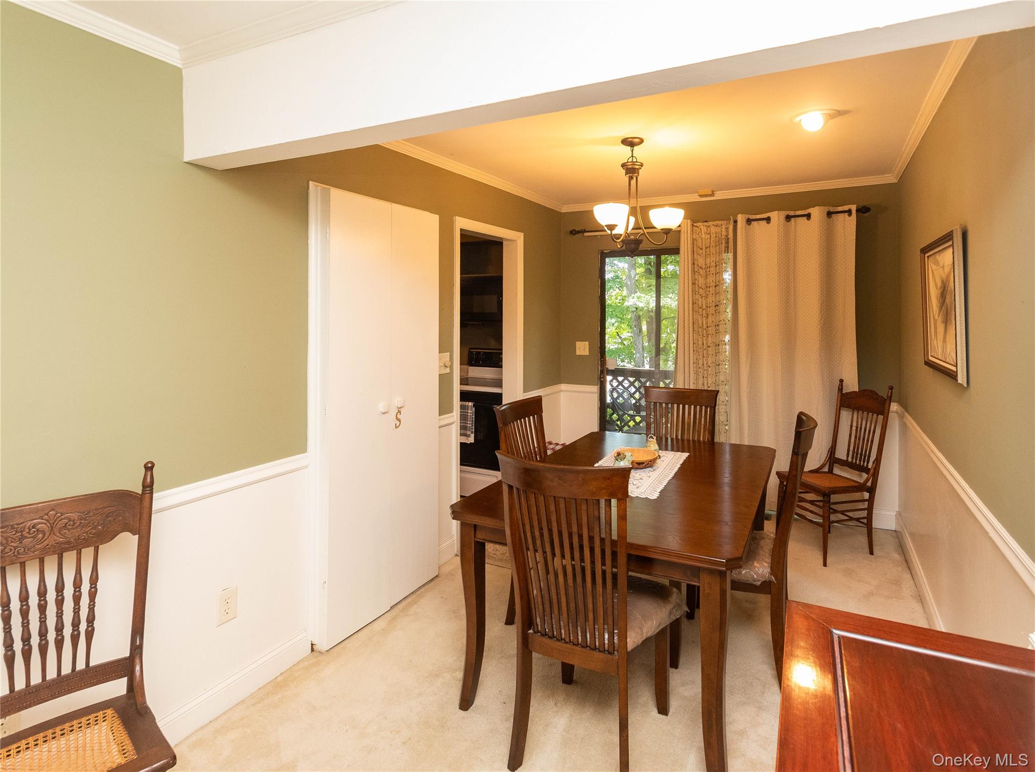 258 Village Court, Kingston, NY 12401