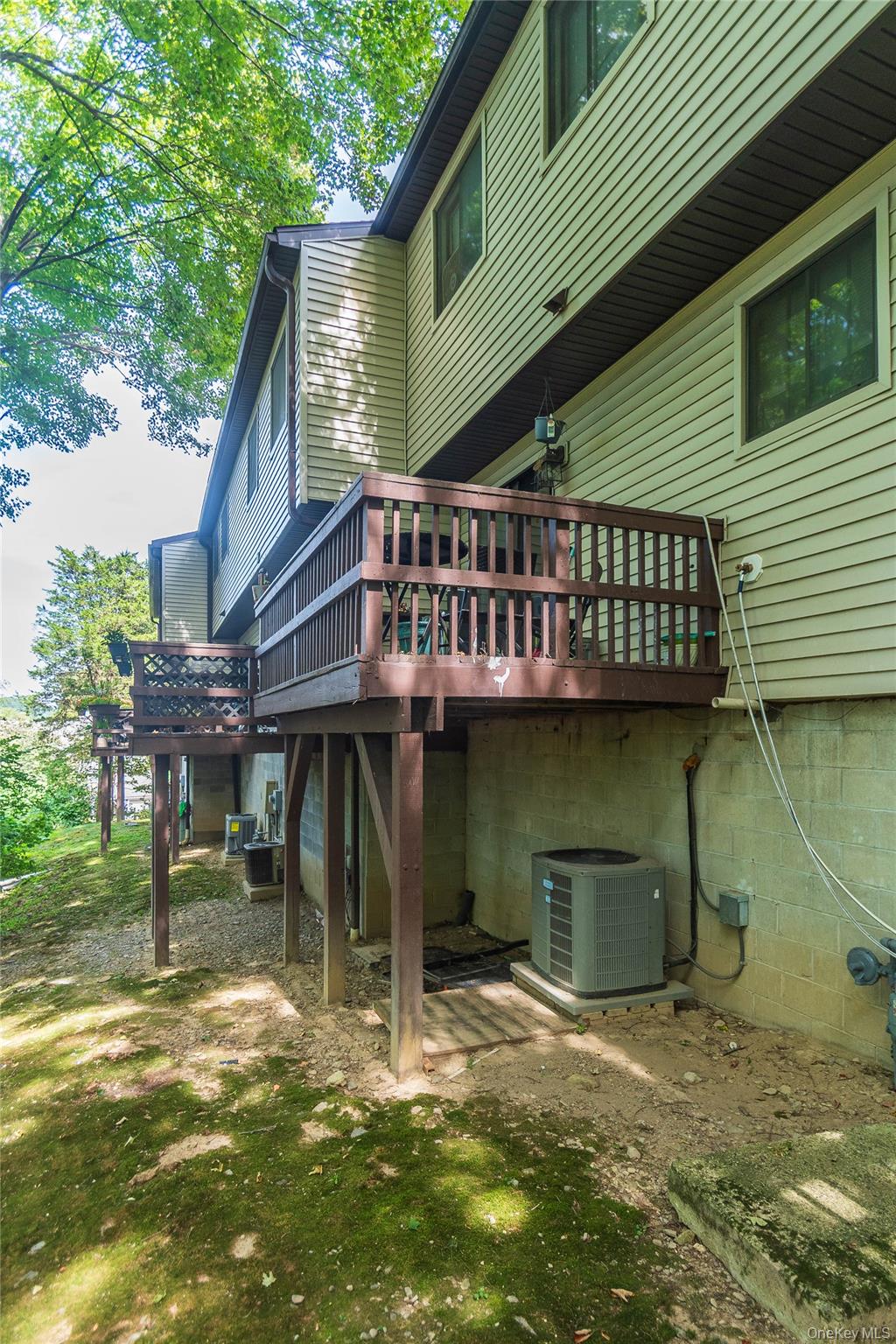 258 Village Court, Kingston, NY 12401