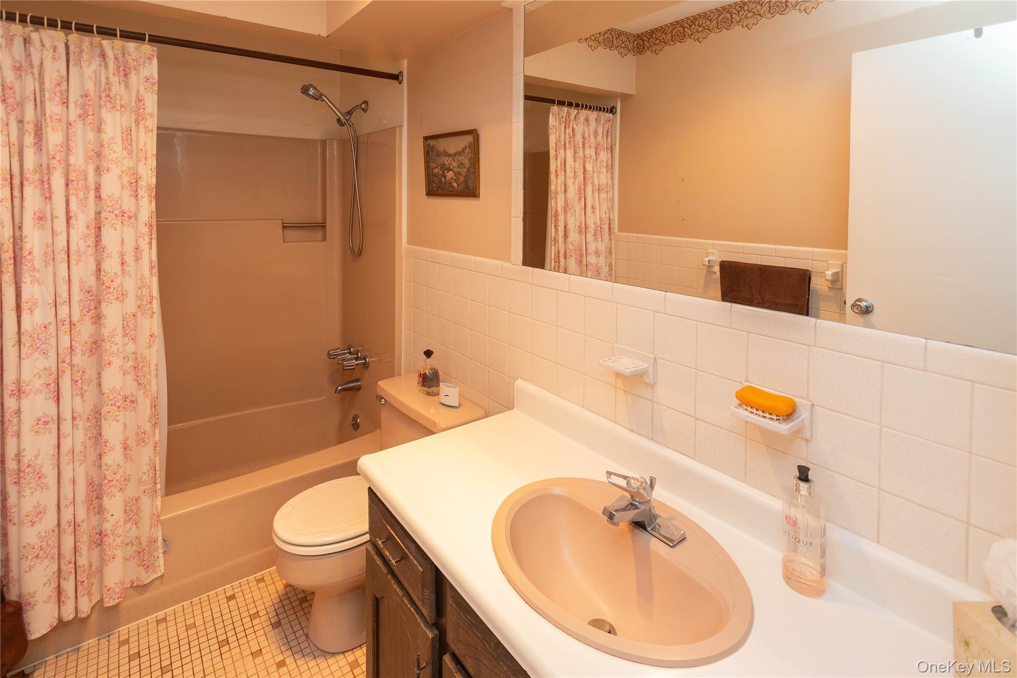 258 Village Court, Kingston, NY 12401