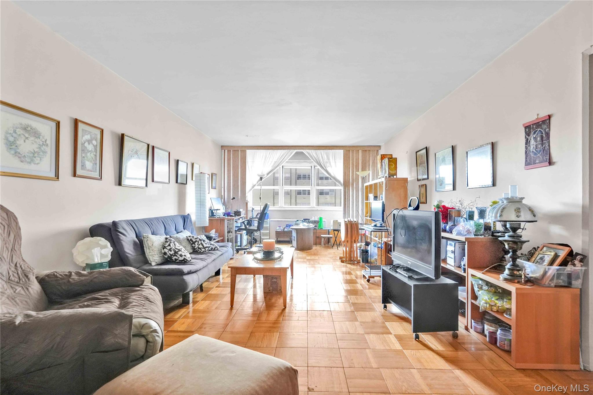 66-36 Yellowstone Boulevard # 10A, Forest Hills, NY 11375