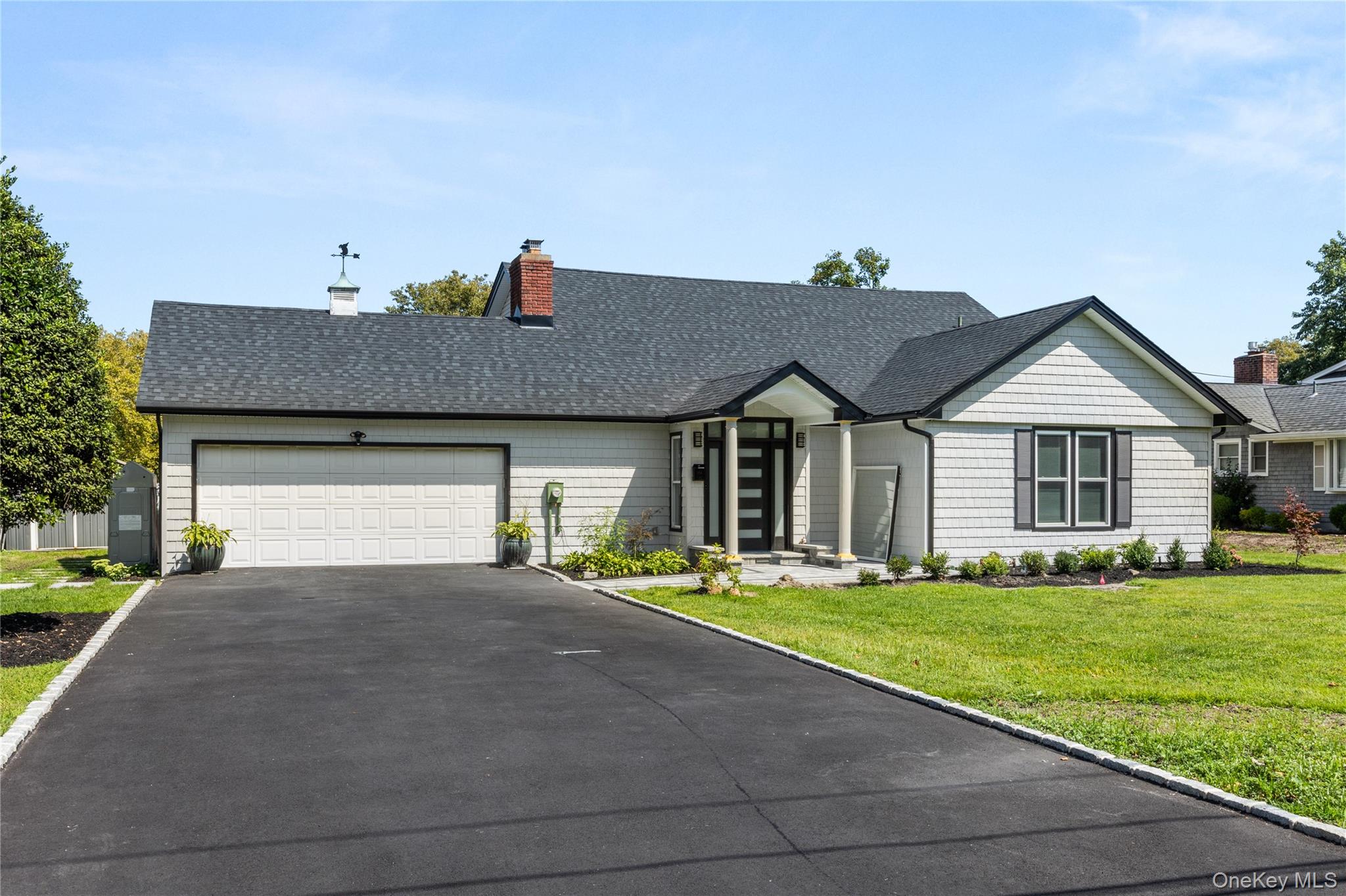 173 Tahlulah Lane, West Islip, NY 11795