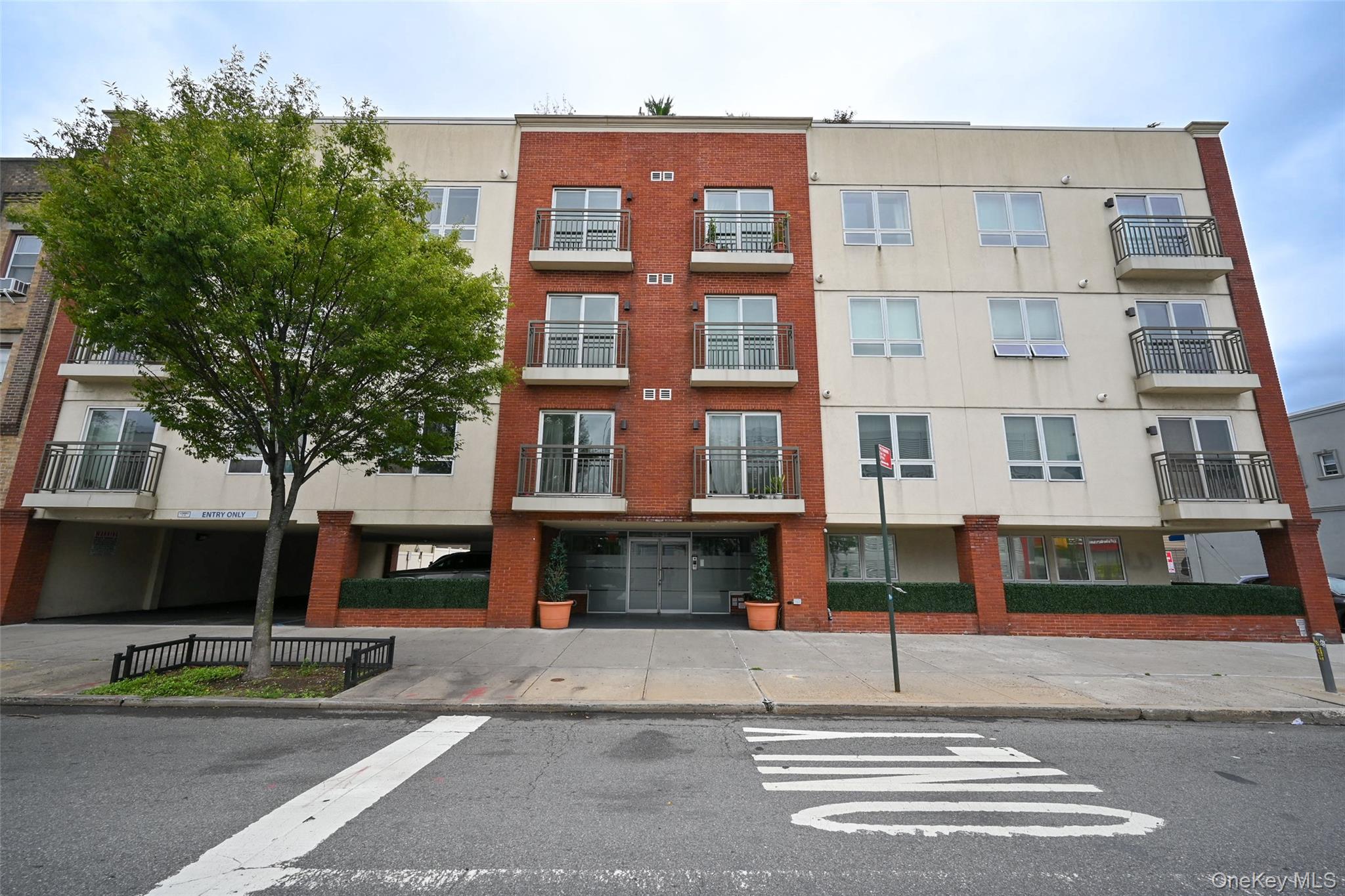 6334 Fresh Pond Road # 4G, Ridgewood, NY 11385