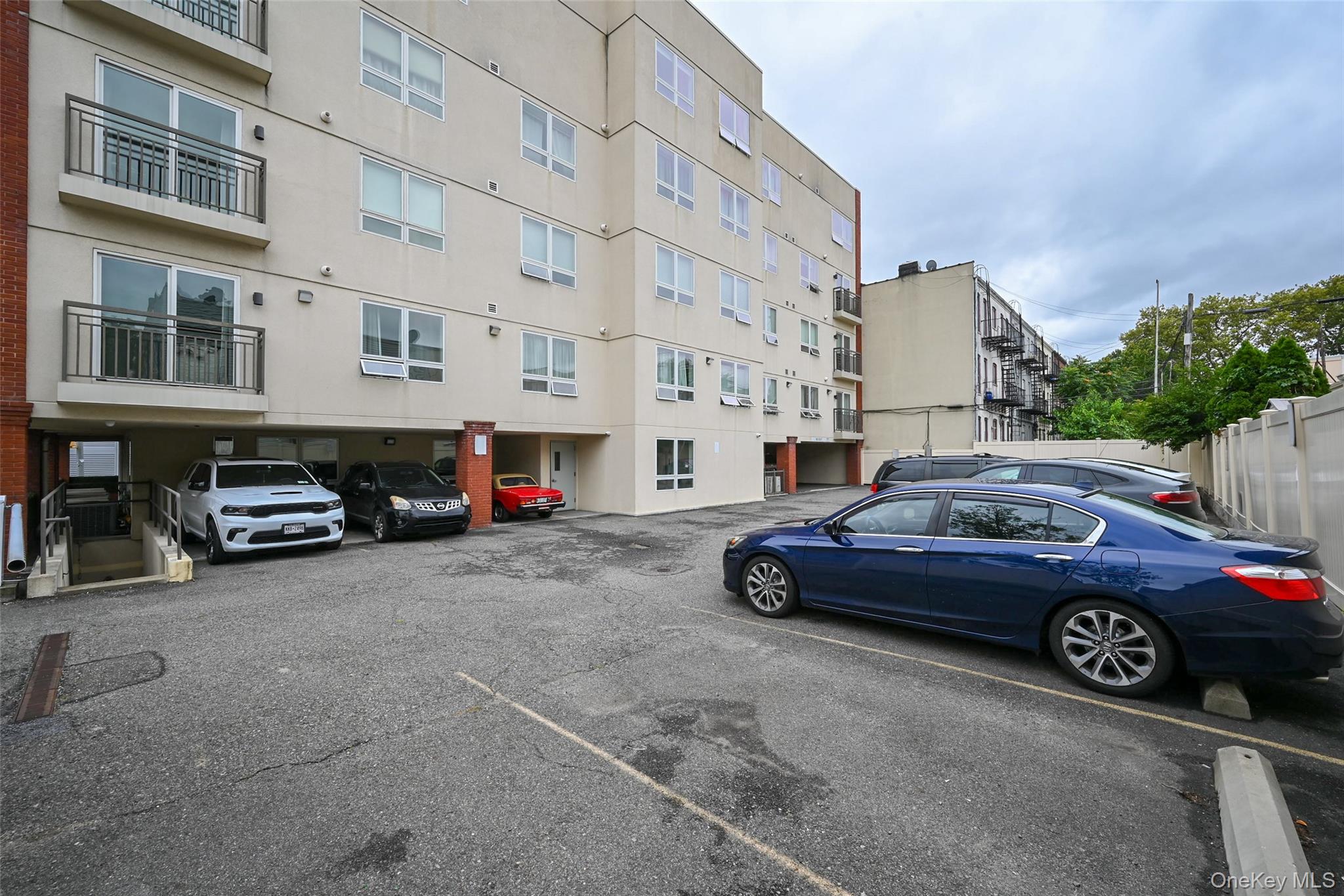 6334 Fresh Pond Road # 4G, Ridgewood, NY 11385