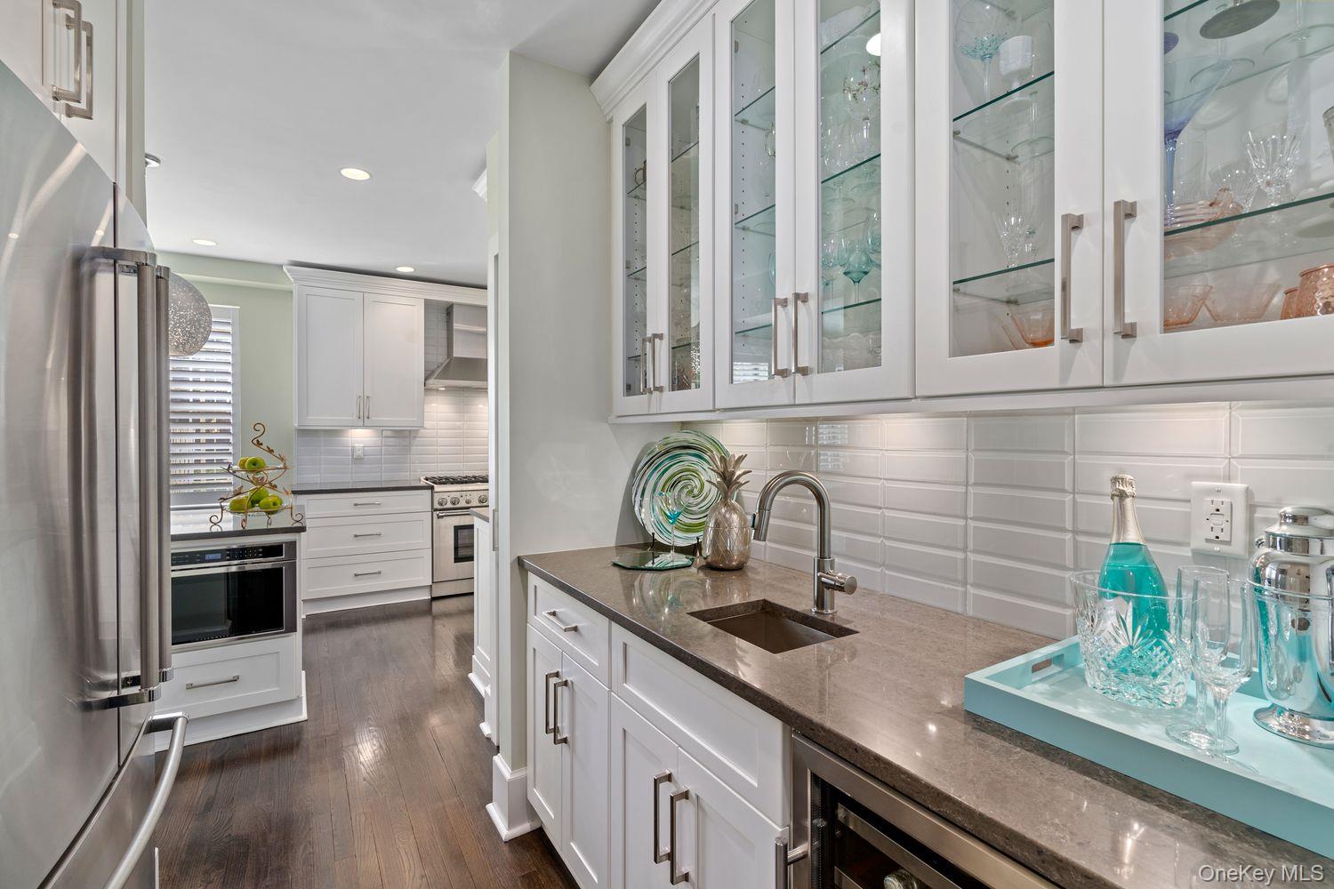 10 Brooklands # 1E, Bronxville, NY 10708