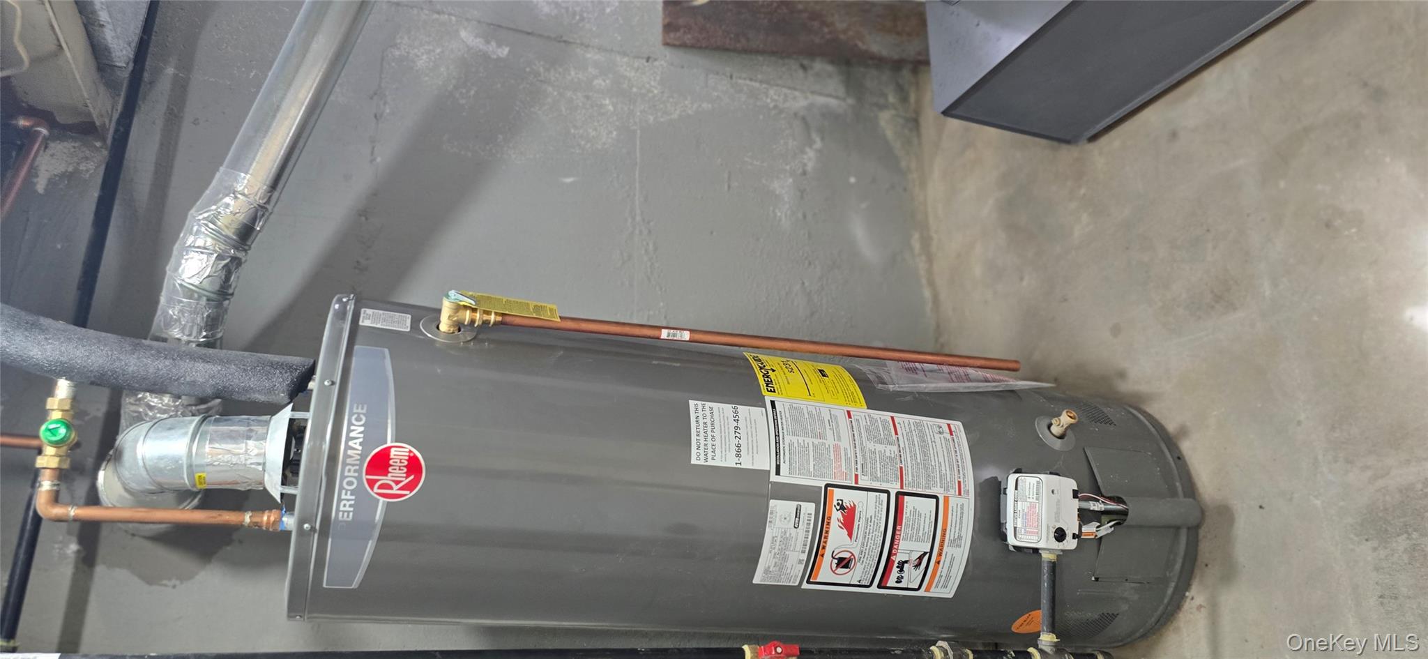 125 Burlington Avenue, Deer Park, NY 11729