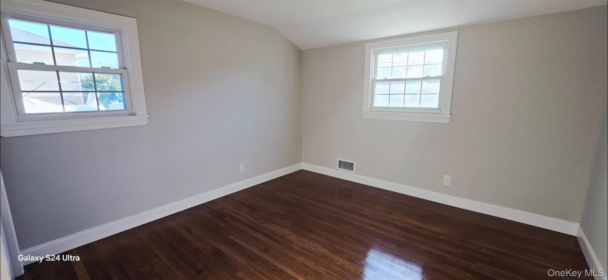 125 Burlington Avenue, Deer Park, NY 11729