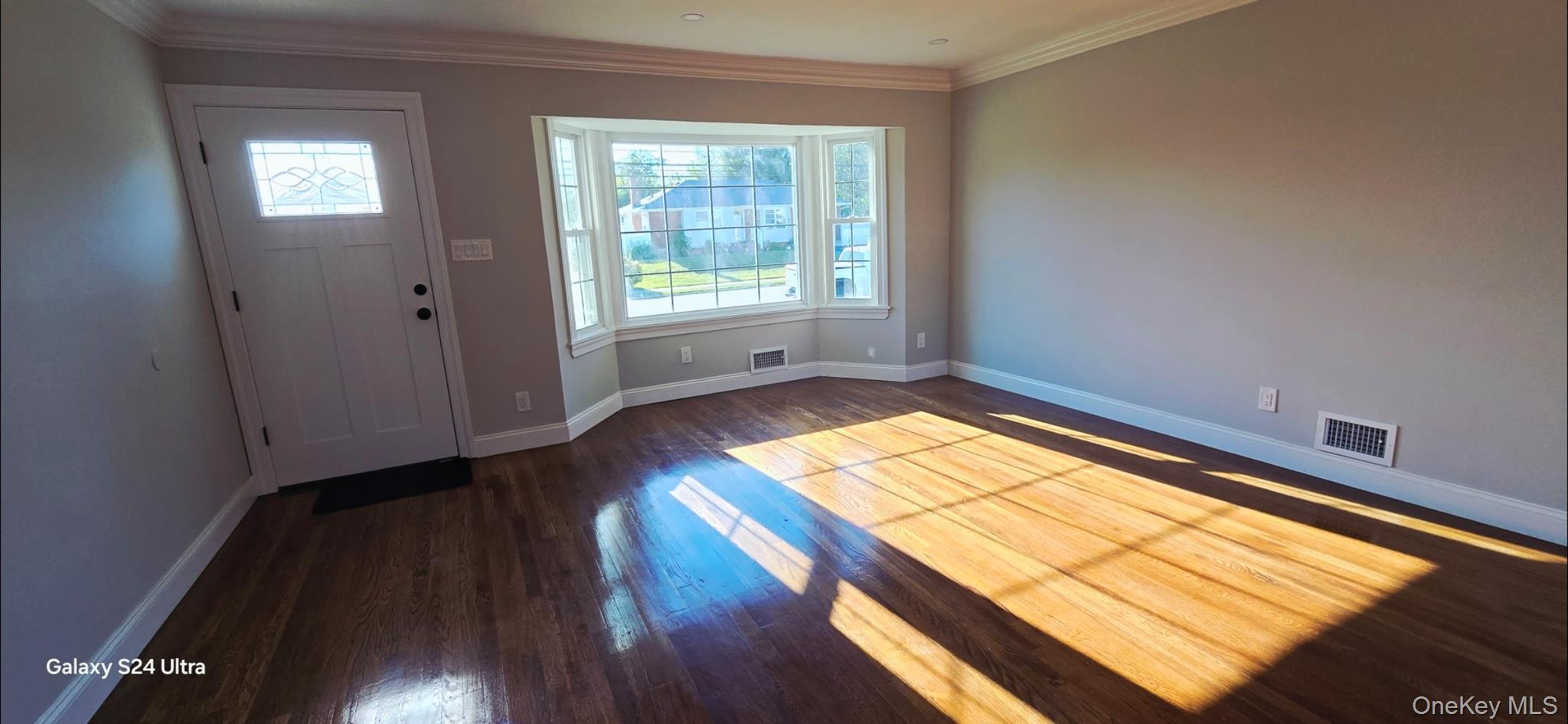 125 Burlington Avenue, Deer Park, NY 11729