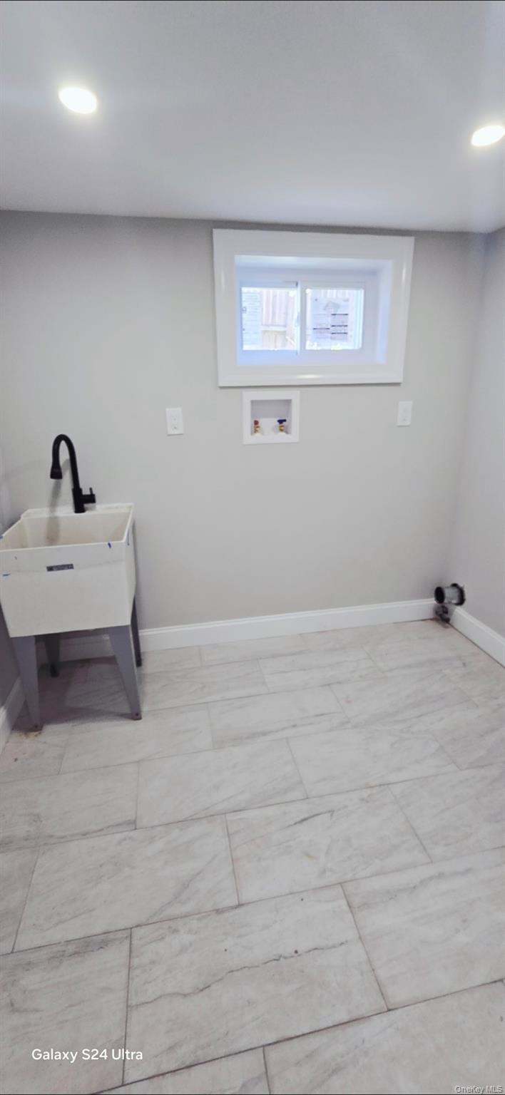 125 Burlington Avenue, Deer Park, NY 11729