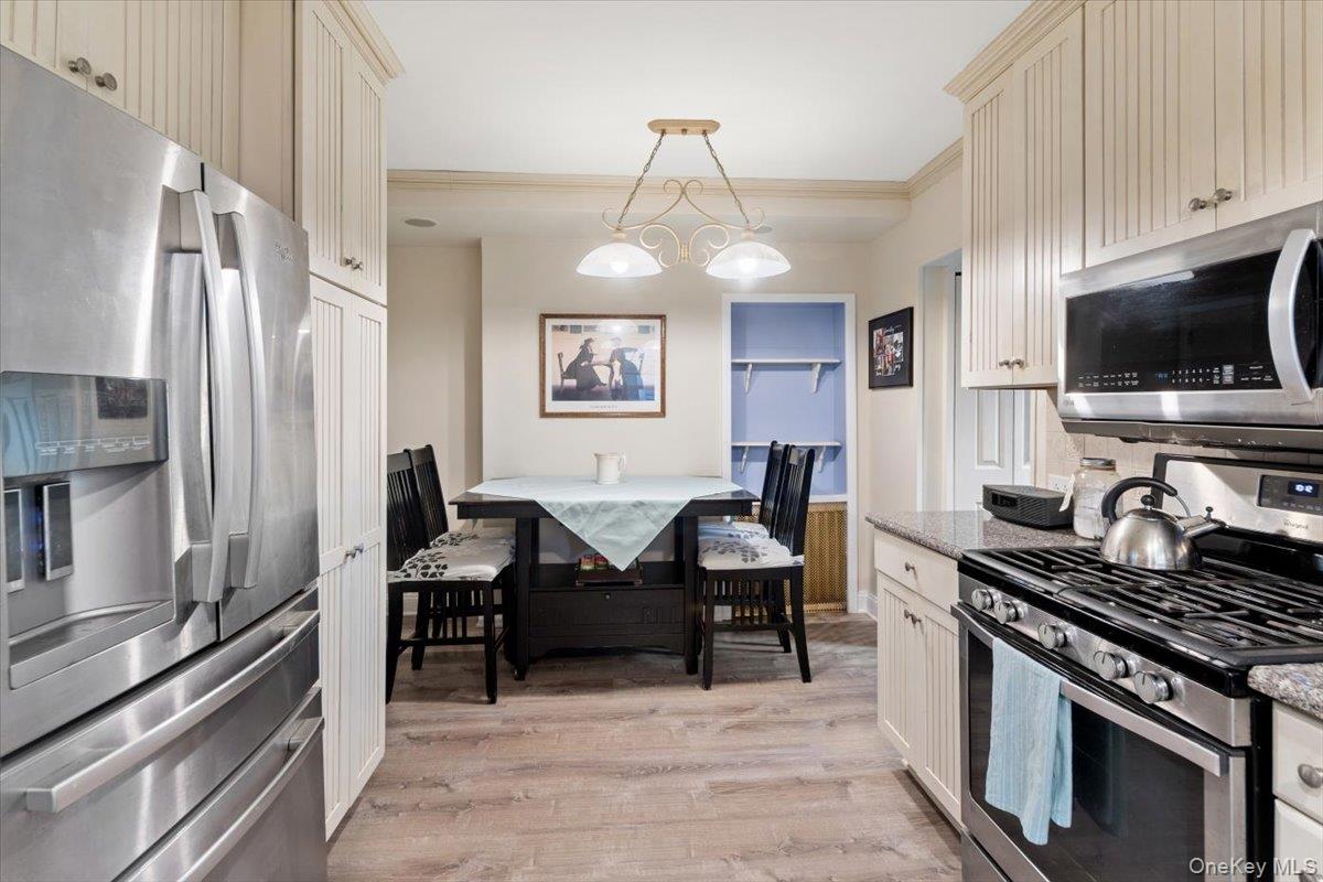 60 Underhill Street, Tuckahoe, NY 10707