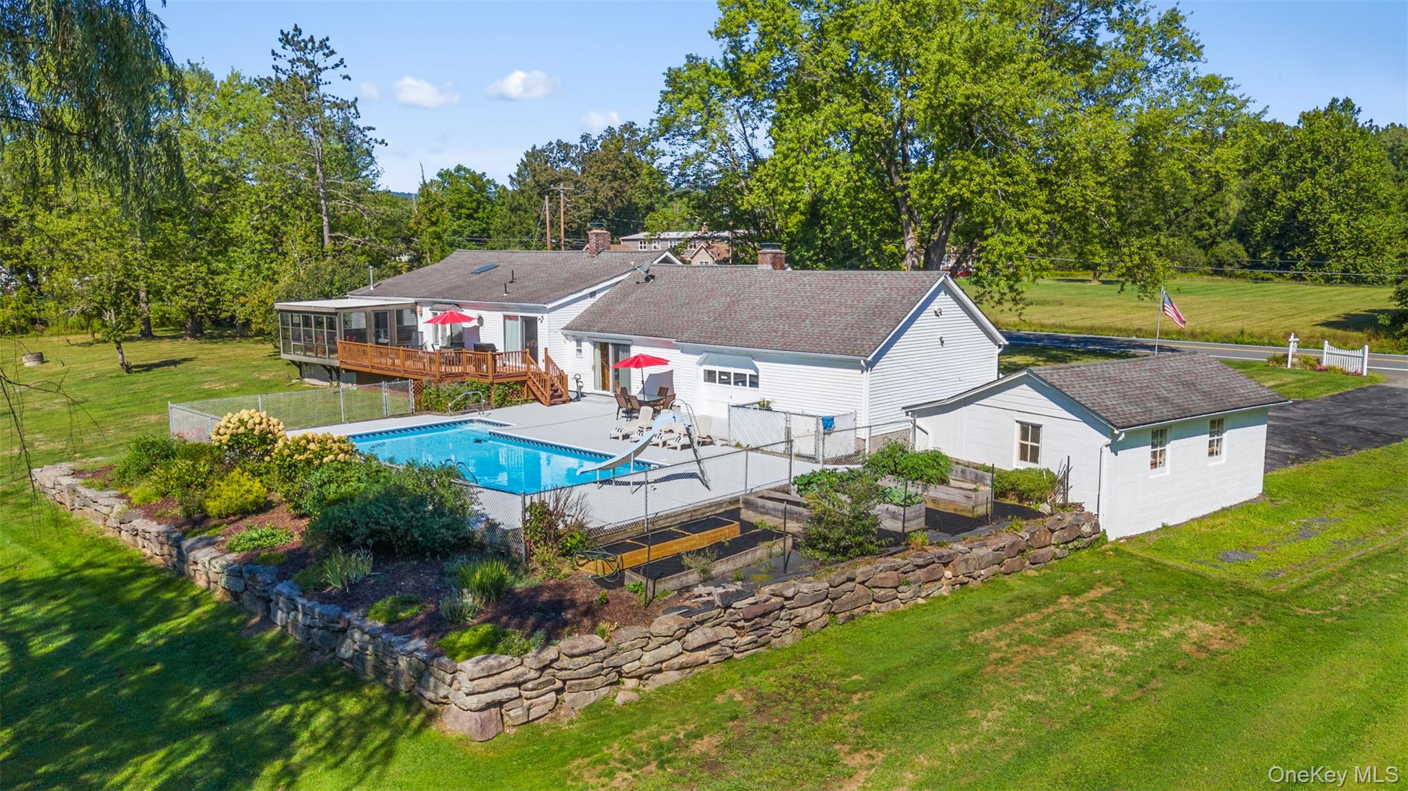 886 Burlingham Road, Pine Bush, NY 12566