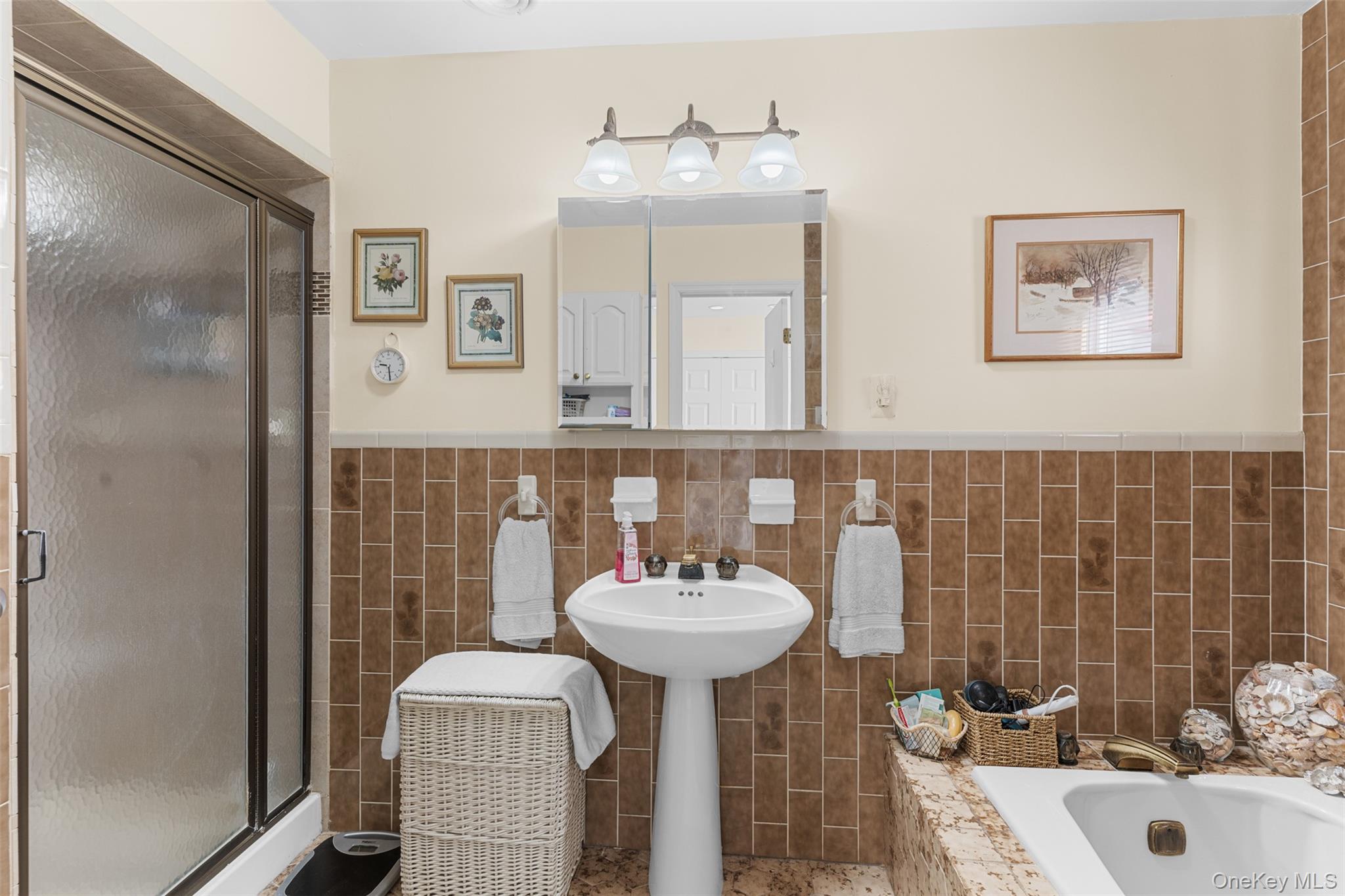 886 Burlingham Road, Pine Bush, NY 12566